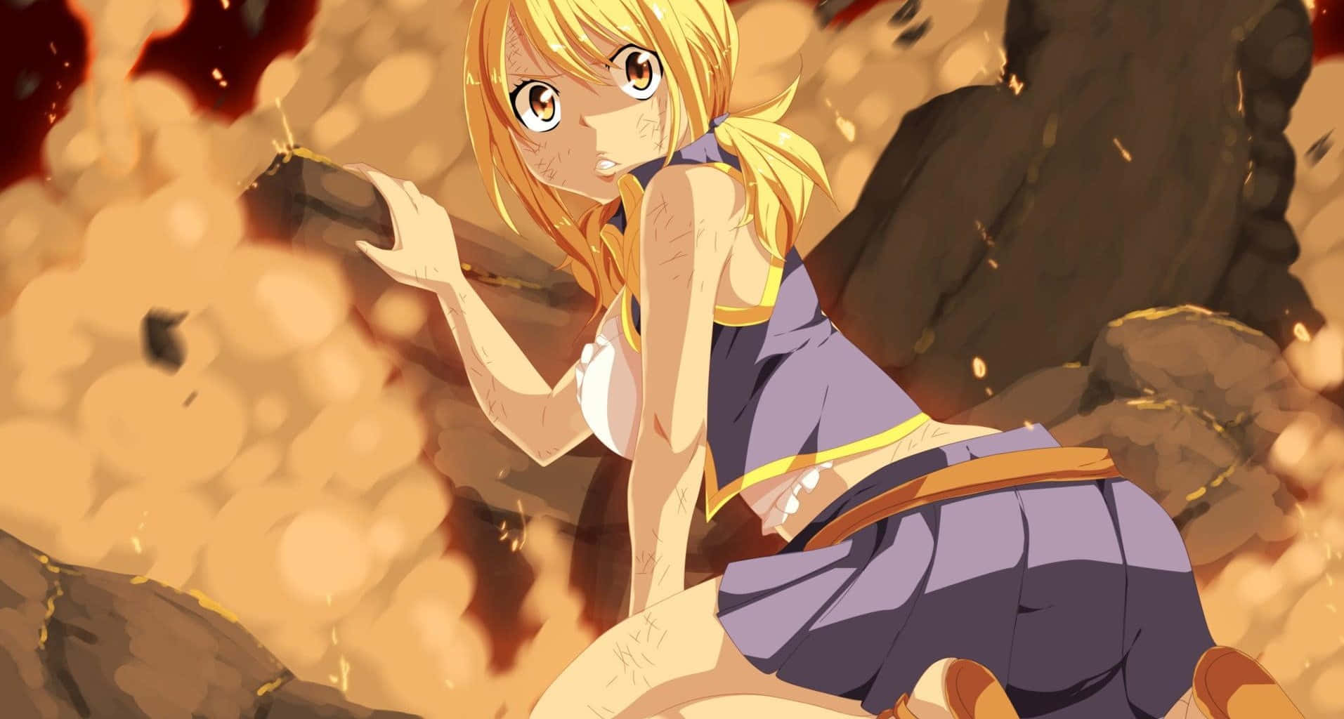 lucy heartfilia 桌布 壁紙 — 一個堅定的金髮動漫女孩，身穿紫色服裝，蹲在燃燒的碎片和落石之中。