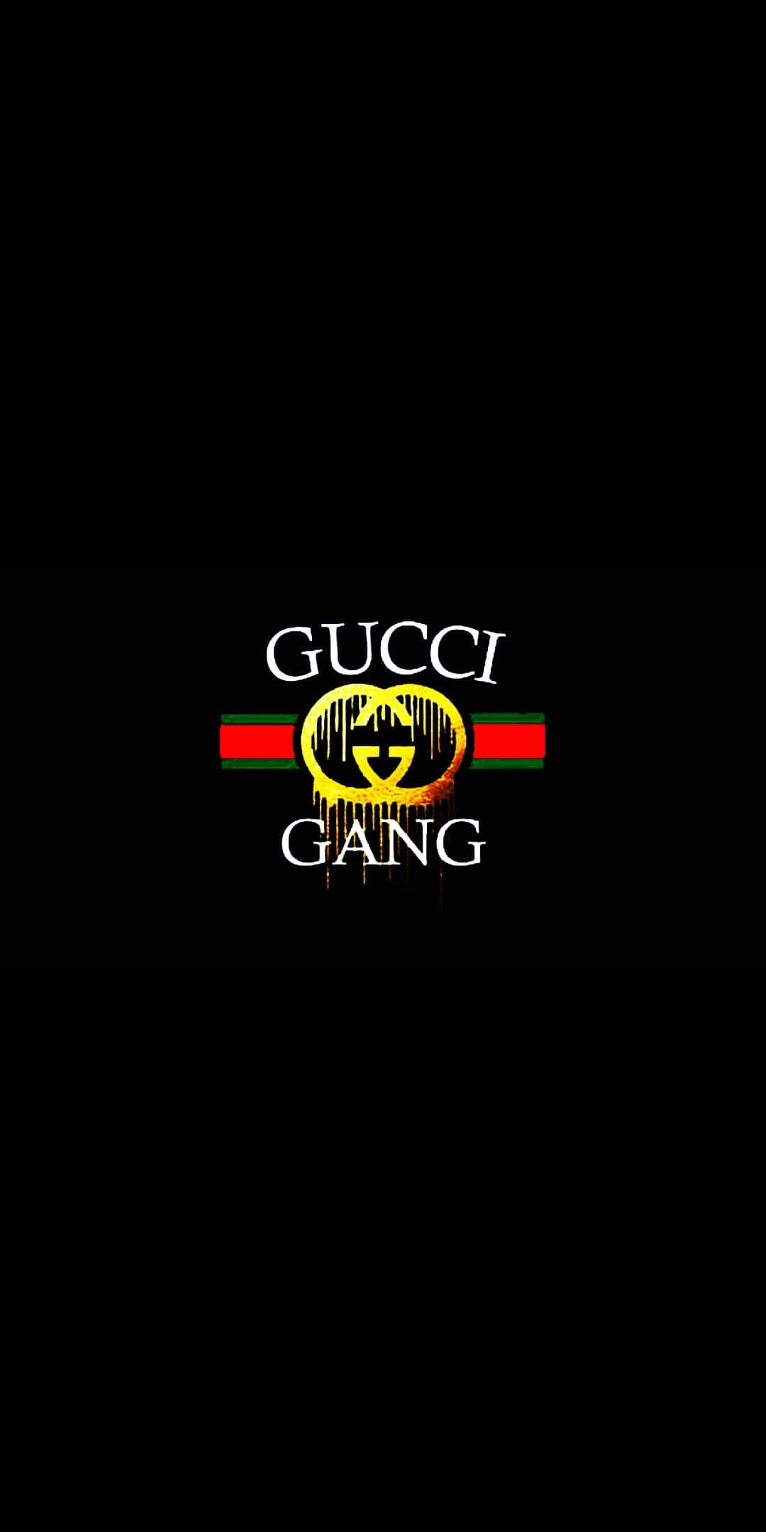 Gang 桌布 壁紙 — 一個大膽的Gucci Gang標誌，帶有滴落的金色和紅綠條紋，居中在黑色背景上。
