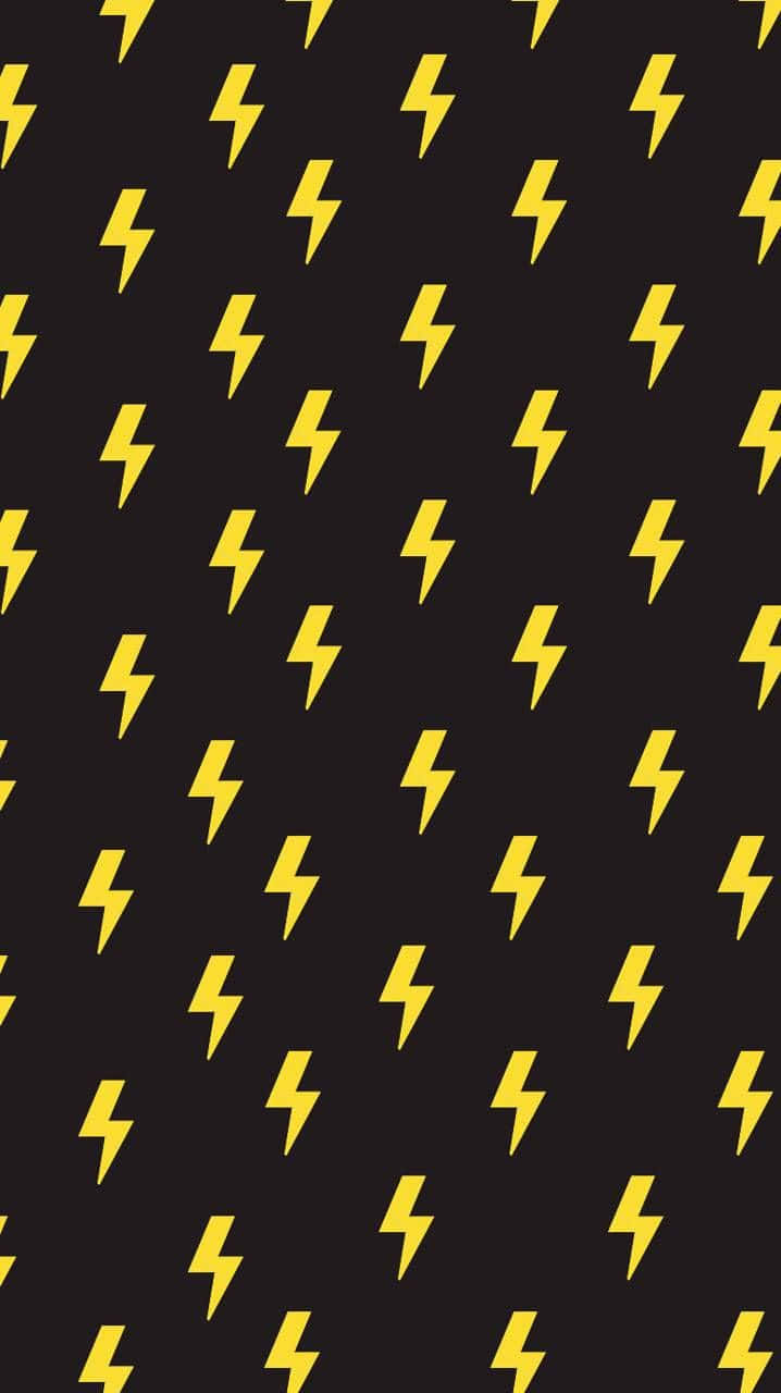 Lightning Bolt 桌布 壁紙 — 一個大膽的圖案，明亮的黃色閃電散落在深色背景上。