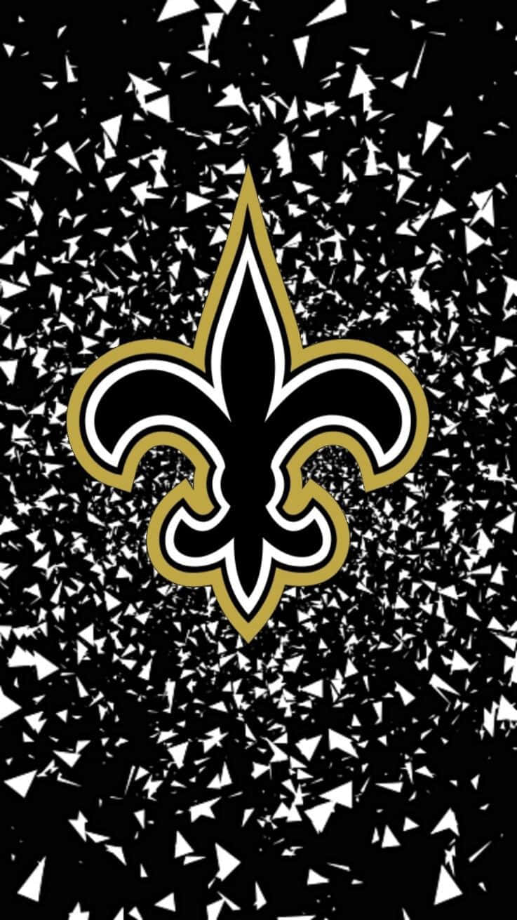 NFL Saints 桌布 壁紙 — 一個大膽的新奧爾良聖徒隊金色、黑色和白色鳶尾花標誌，在散落著白色三角形五彩紙屑的黑色背景上脫穎而出。