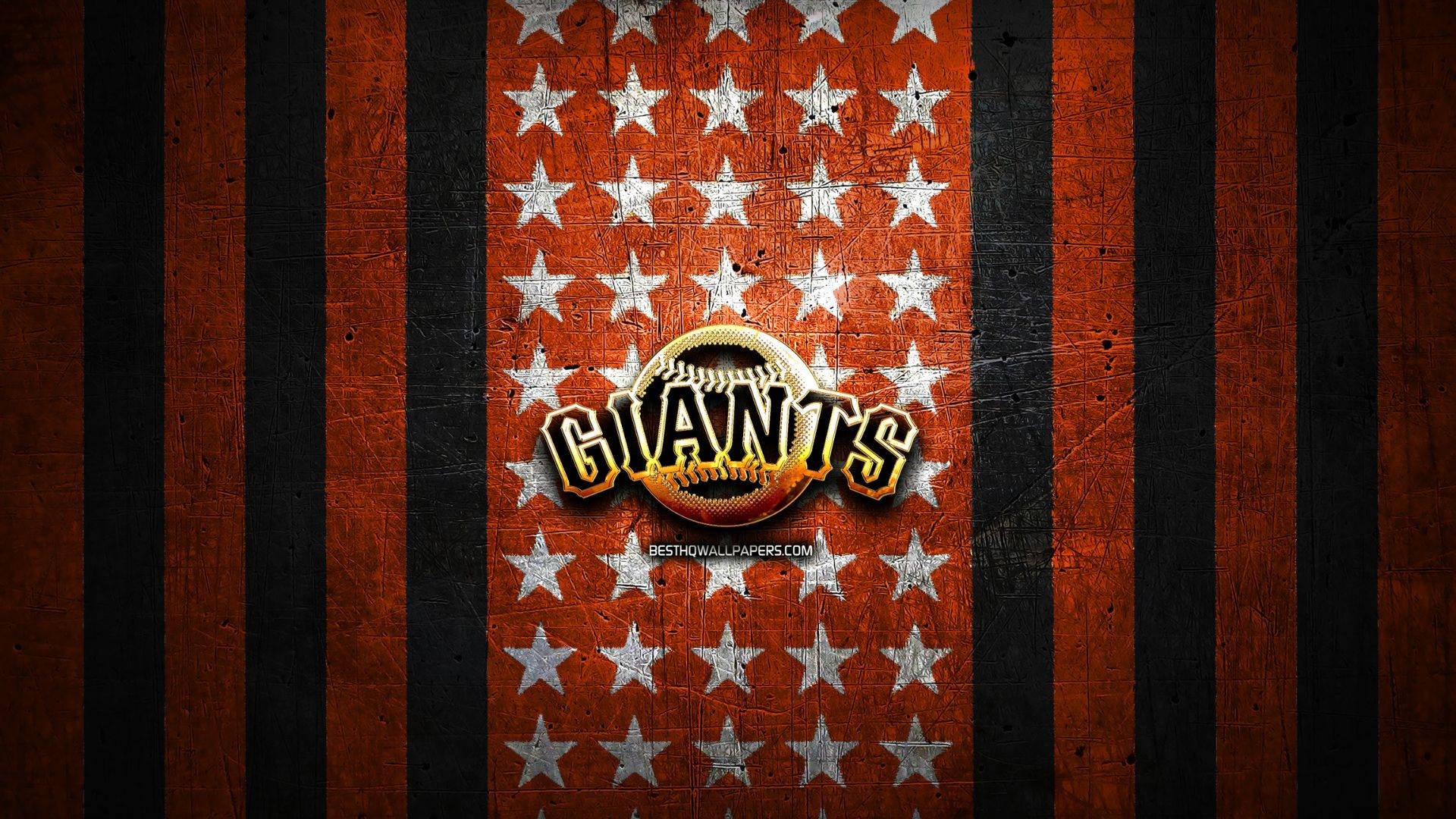 Giants 桌布 壁紙 — 一個大膽的棒球隊標誌，帶有「GIANTS」文字和一個棒球圖案，居中在一個磨損的橙色和黑色條紋背景上，並有白色星星。