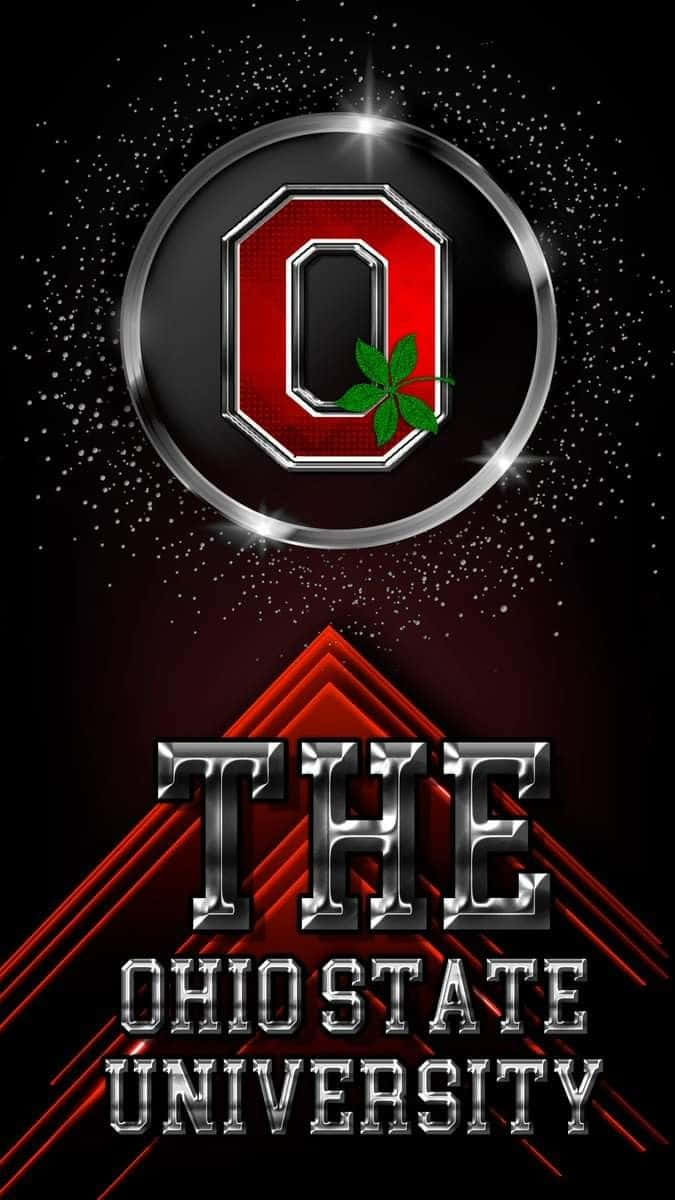 Ohio State iPhone 桌布 壁紙 — 一個大膽的紅色「O」帶有綠色葉子標誌，在銀色圓圈內發光，背景是星空黑色，下方有金屬字體的「THE OHIO STATE UNIVERSITY」。