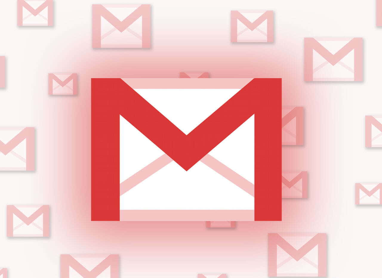 Gmail 動圖 桌布 壁紙 — 一個大膽的紅色Gmail標誌，居中於柔和的漸變背景上褪色的粉紅色Gmail圖標之間。