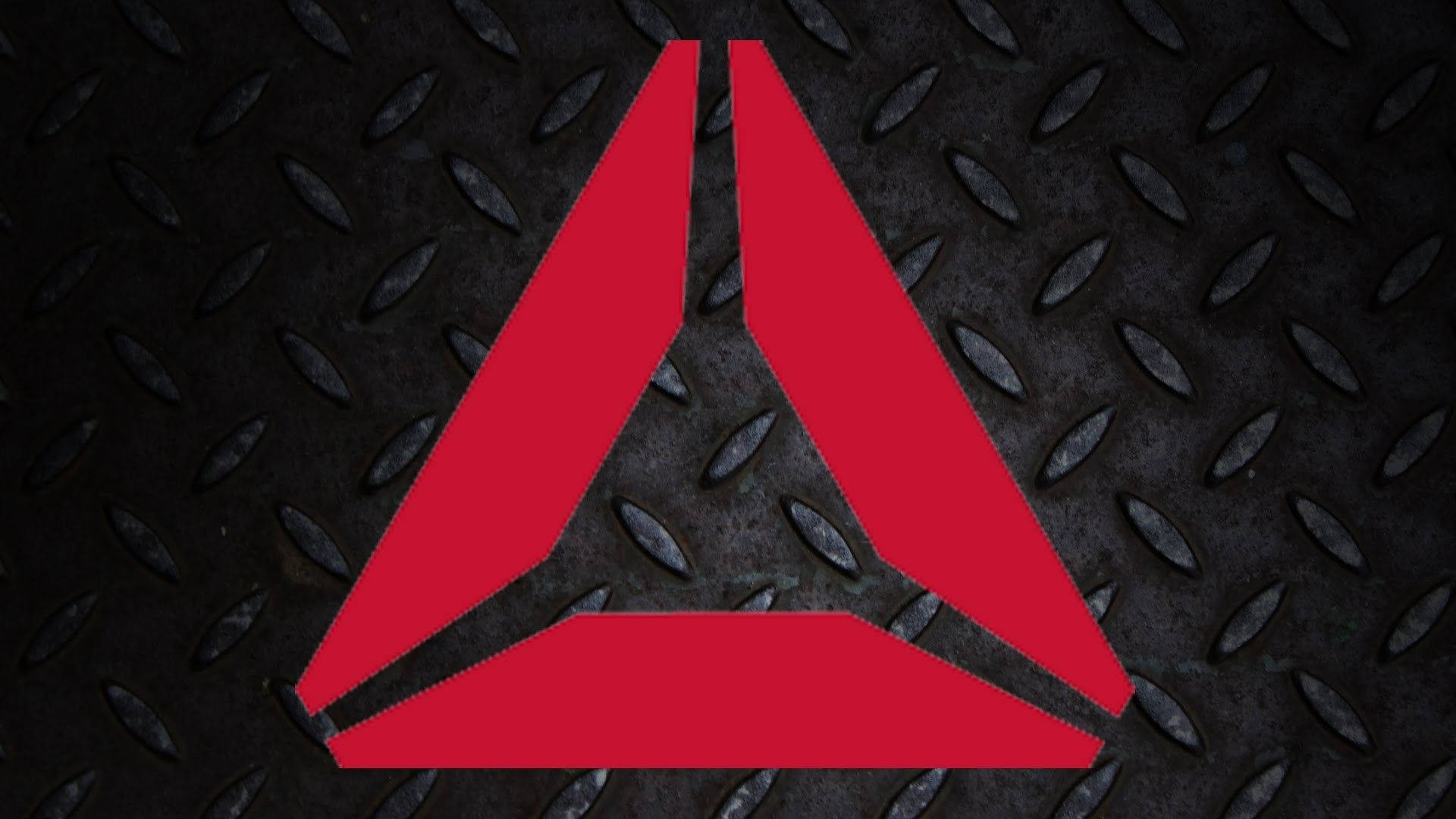 Reebok 桌布 壁紙 — 一個大膽的紅色三角形標誌在深色紋理菱形金屬板背景上突出顯示。