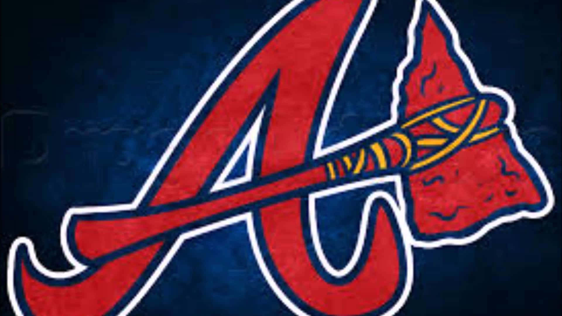 Atlanta Braves Desktop 桌布 壁紙 — 一個大膽的紅色亞特蘭大勇士隊標誌，帶有戰斧設計，在紋理深藍色背景上脫穎而出。