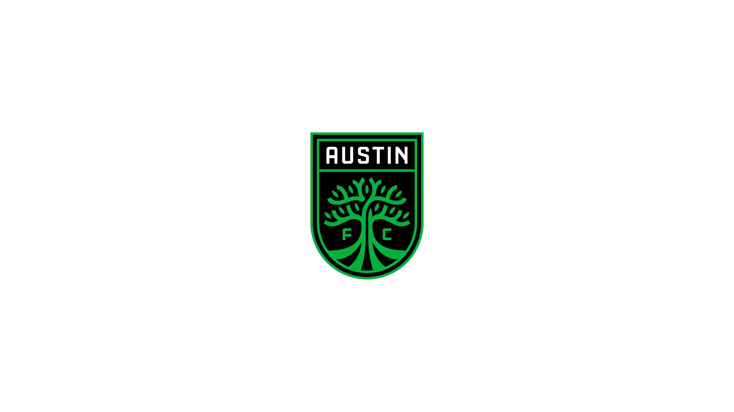 Austin Fc 桌布 壁紙 — 一個大膽的綠色和黑色奧斯汀FC足球俱樂部徽章，上面有風格化的樹木，下方有 'F C' 字樣。