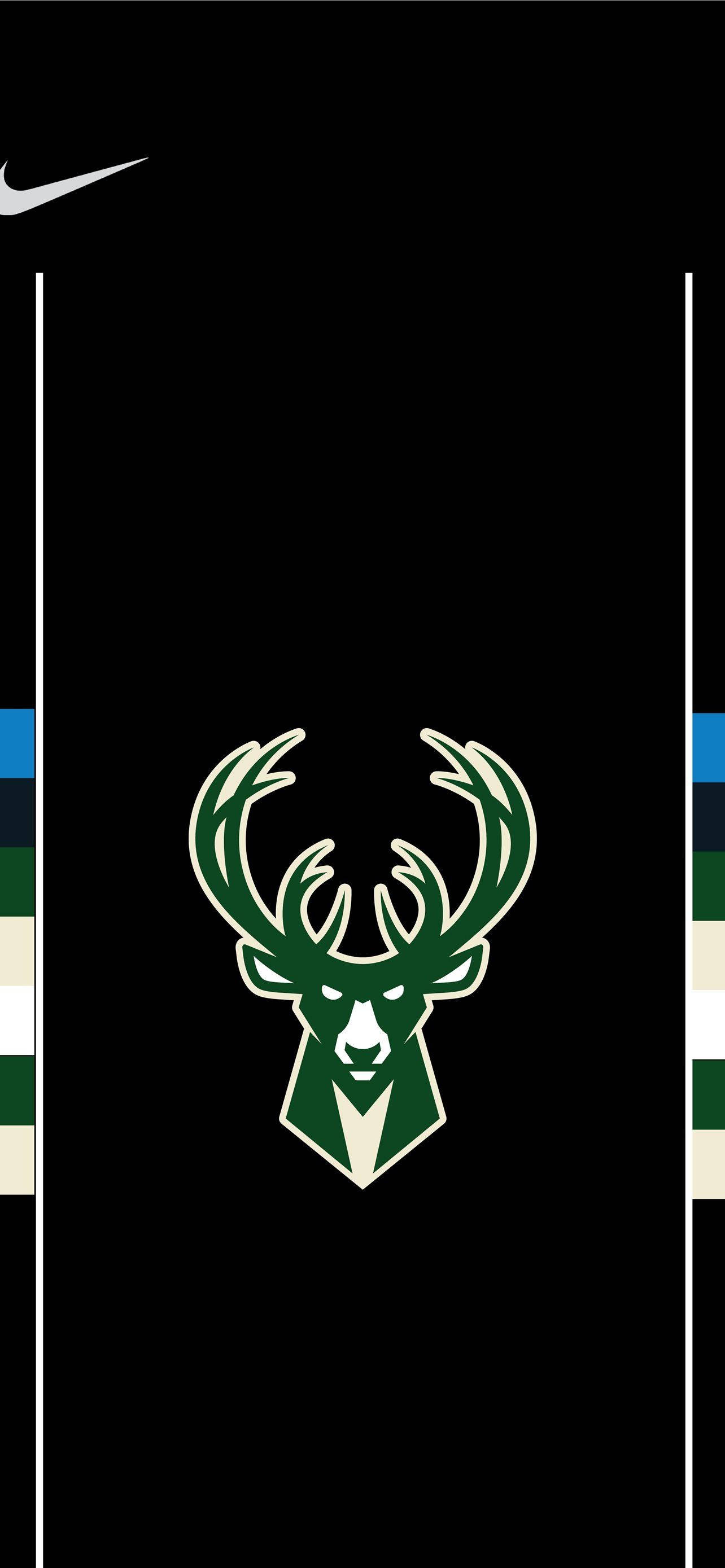 Bucks 桌布 壁紙 — 一個大膽的綠色鹿頭標誌，居中於黑色背景上，帶有白色垂直線條和彩色側條紋。