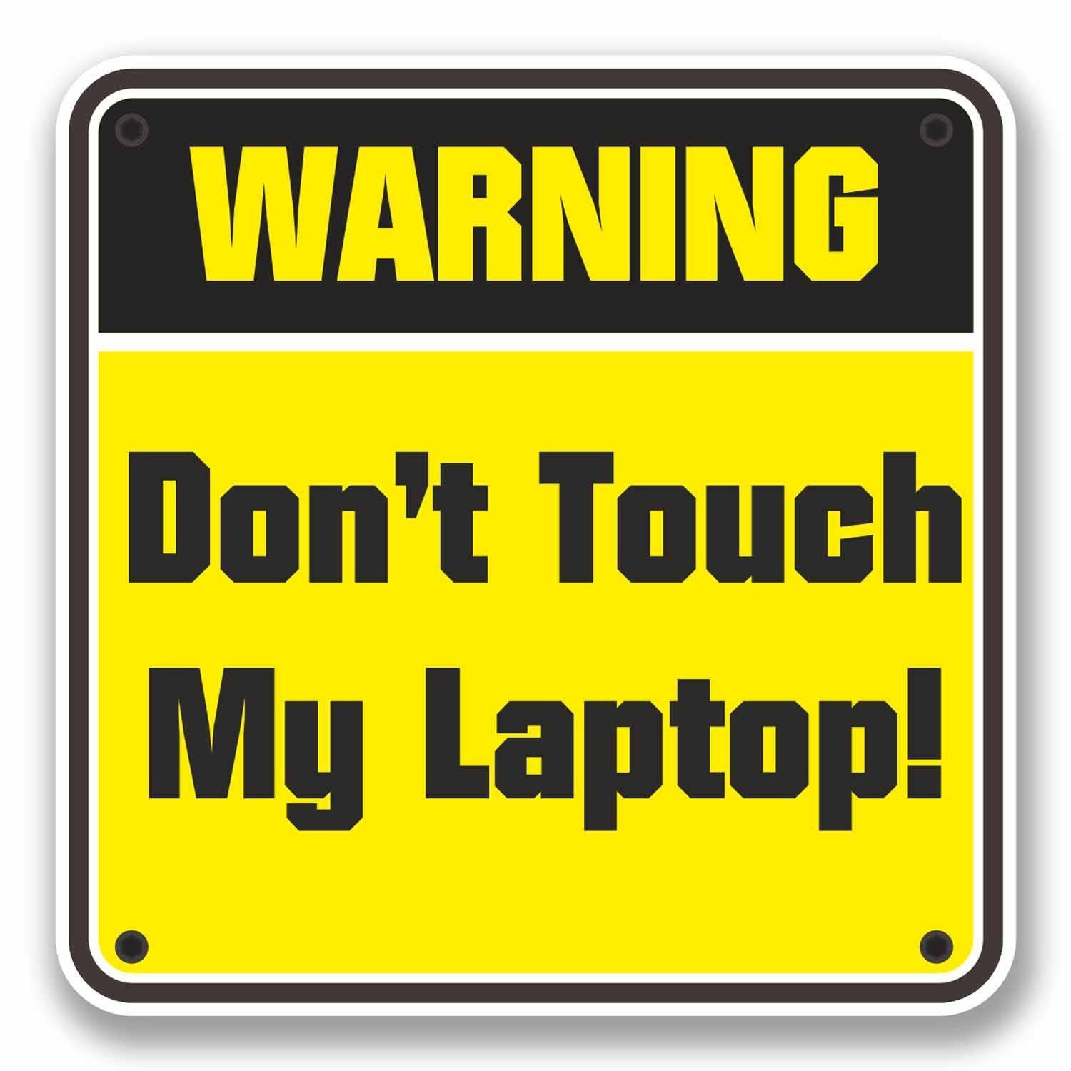 Dont Touch My Computer 桌布 壁紙 — 一個大膽的黃色和黑色警告標誌，上面用粗體字寫著「警告：請勿觸摸我的筆記型電腦！」