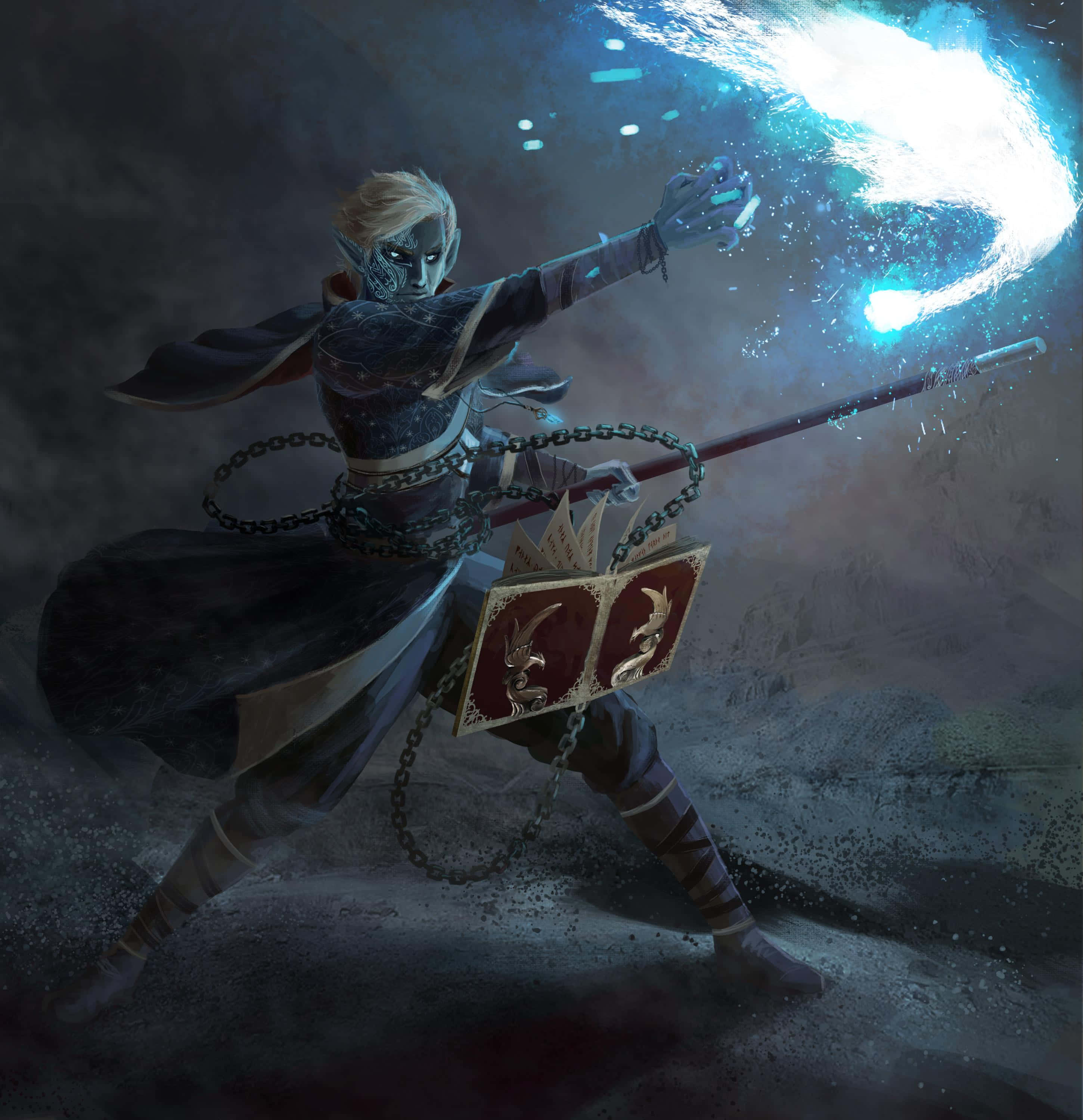 Magic Spell 桌布 壁紙 — 一個奇幻精靈戰士在黑暗洞穴中被鎖鏈拴在一本書上，同時從法杖中引導出發光的藍色魔法。