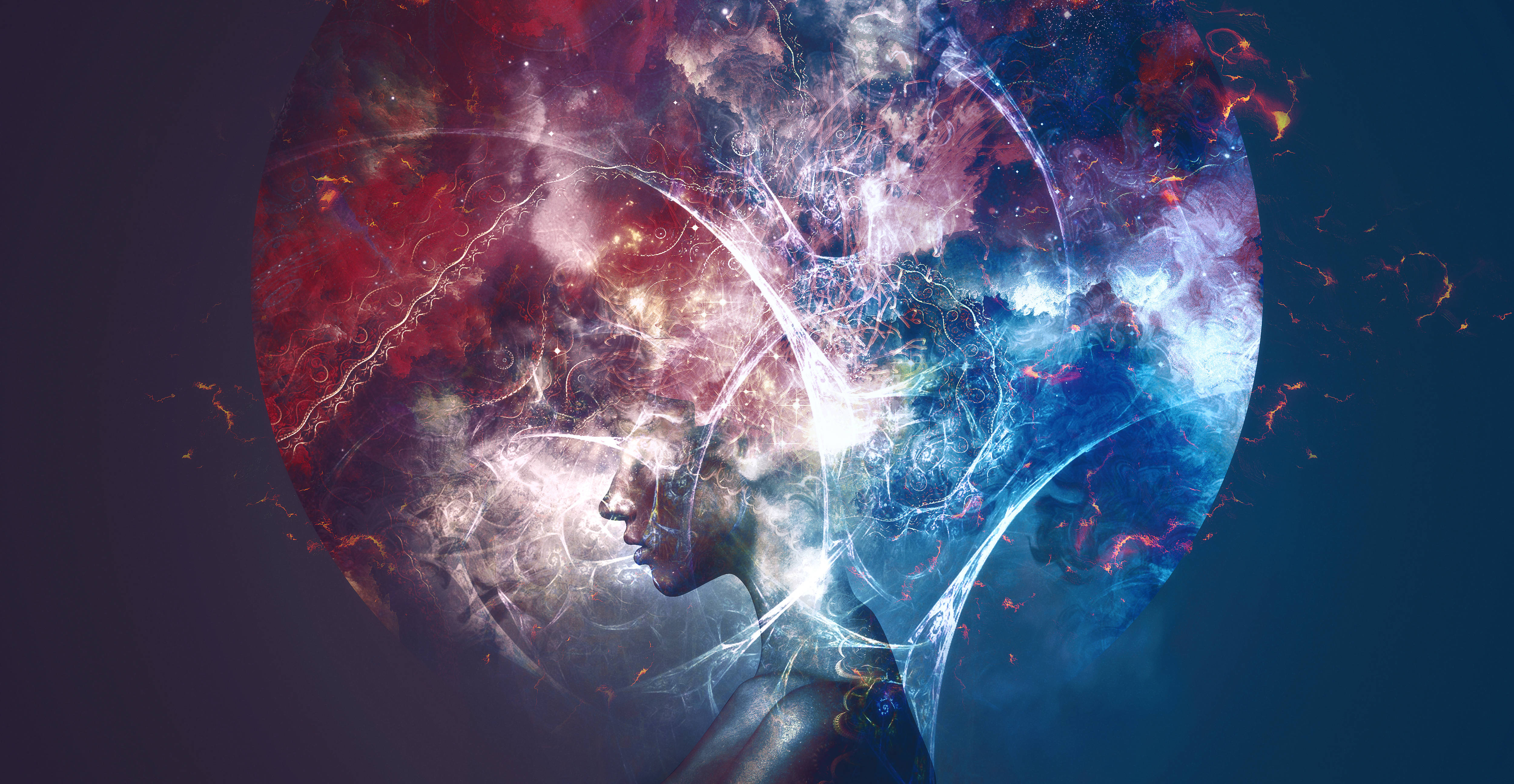 抽象藝術動圖 桌布 壁紙 — 一個女人的剪影，她的頭部內有宇宙星雲和閃電在黑暗背景中旋轉。