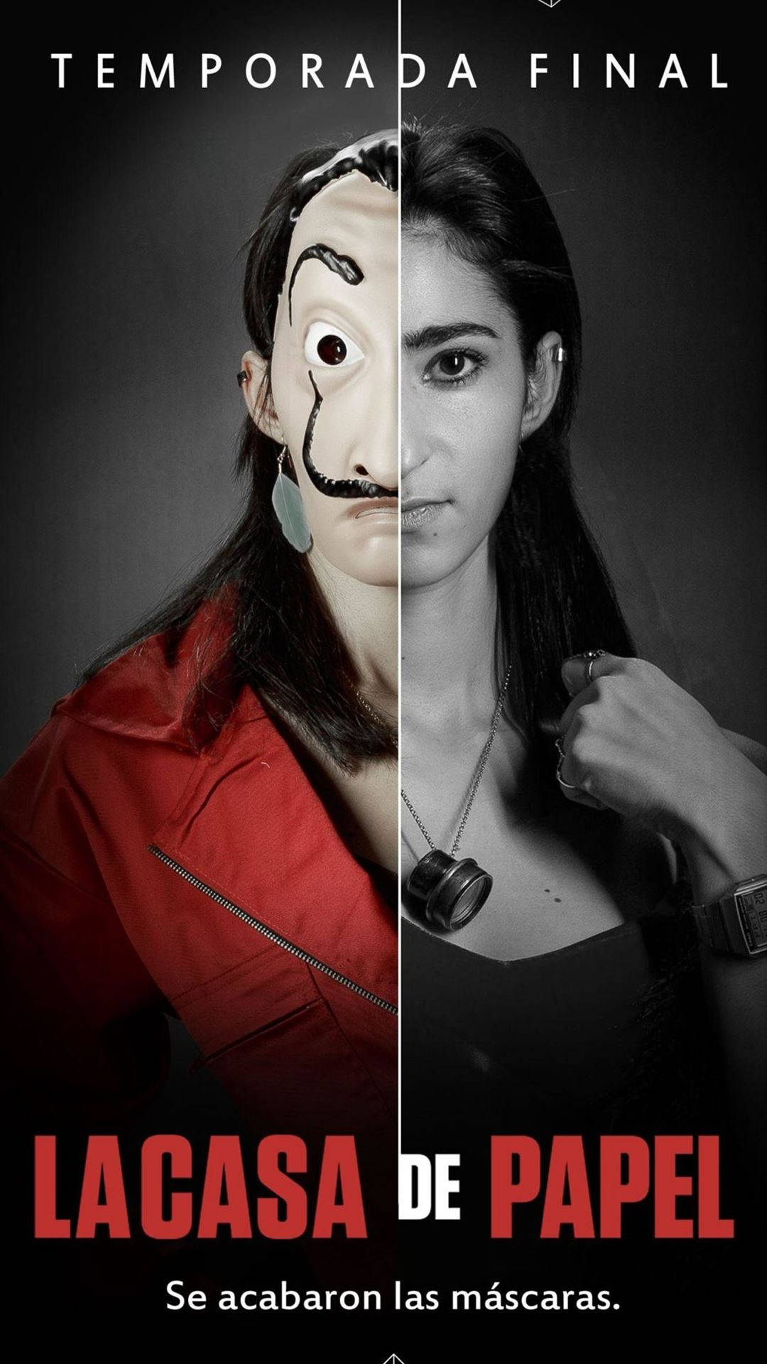 nairobi money heist 桌布 壁紙 — 一個女人被分成兩半，一邊顯示她的臉，另一邊是薩爾瓦多·達利面具，背景為深色。