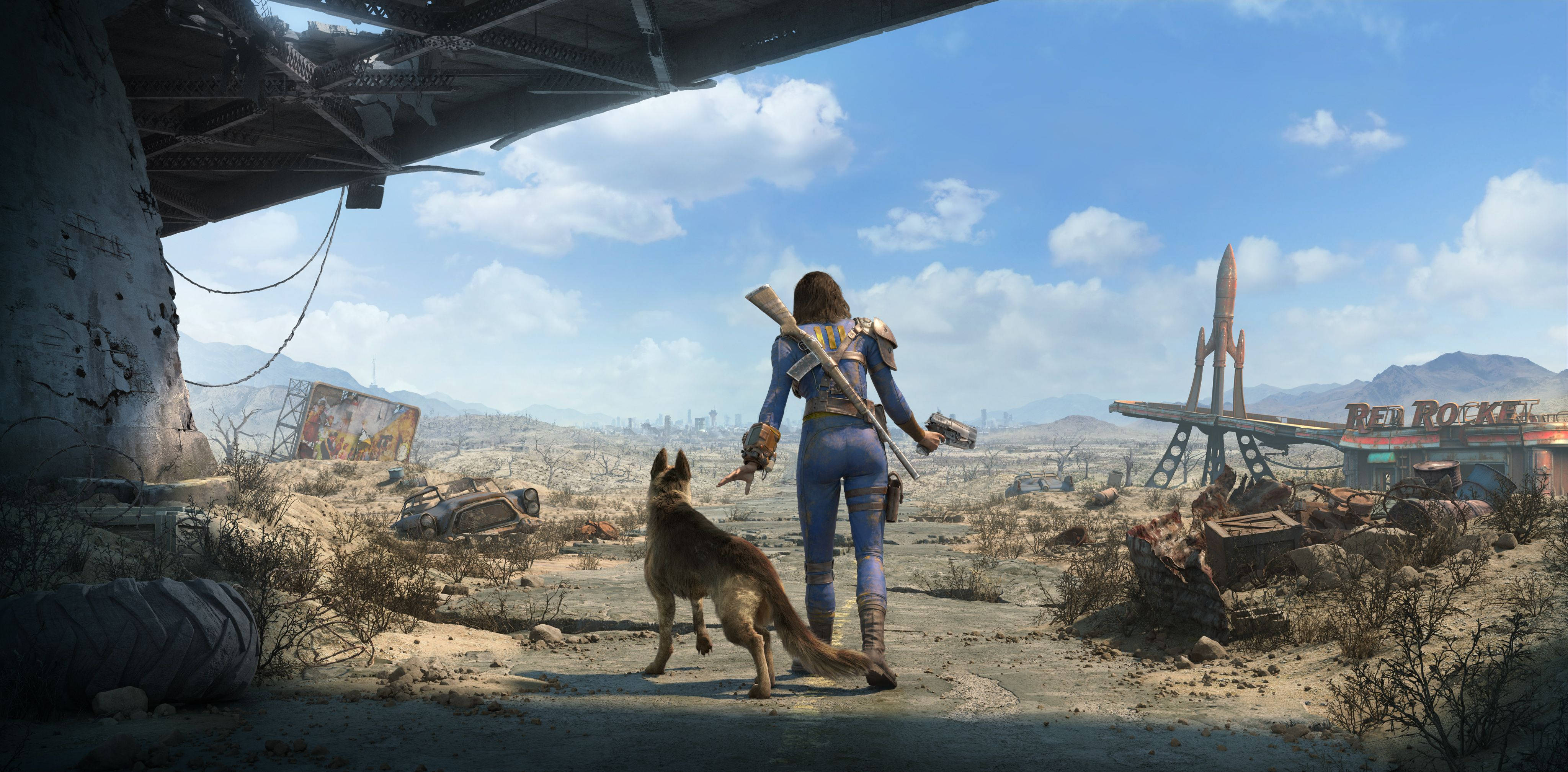 Fallout 4 桌布 壁紙 — 一個孤獨的倖存者和她的狗站在生鏽的高架橋下，在一個陽光炙烤的荒地，散落著廢棄的車輛和遠處的廢墟。