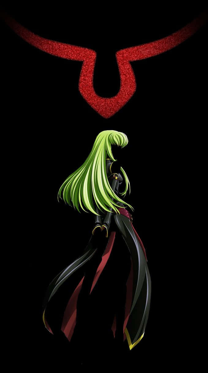 Code Geass C.c. 桌布 壁紙 — 一個孤獨的動漫女孩，擁有充滿活力的綠色頭髮，站在黑色虛空背景下一個發光的紅色符號下方。