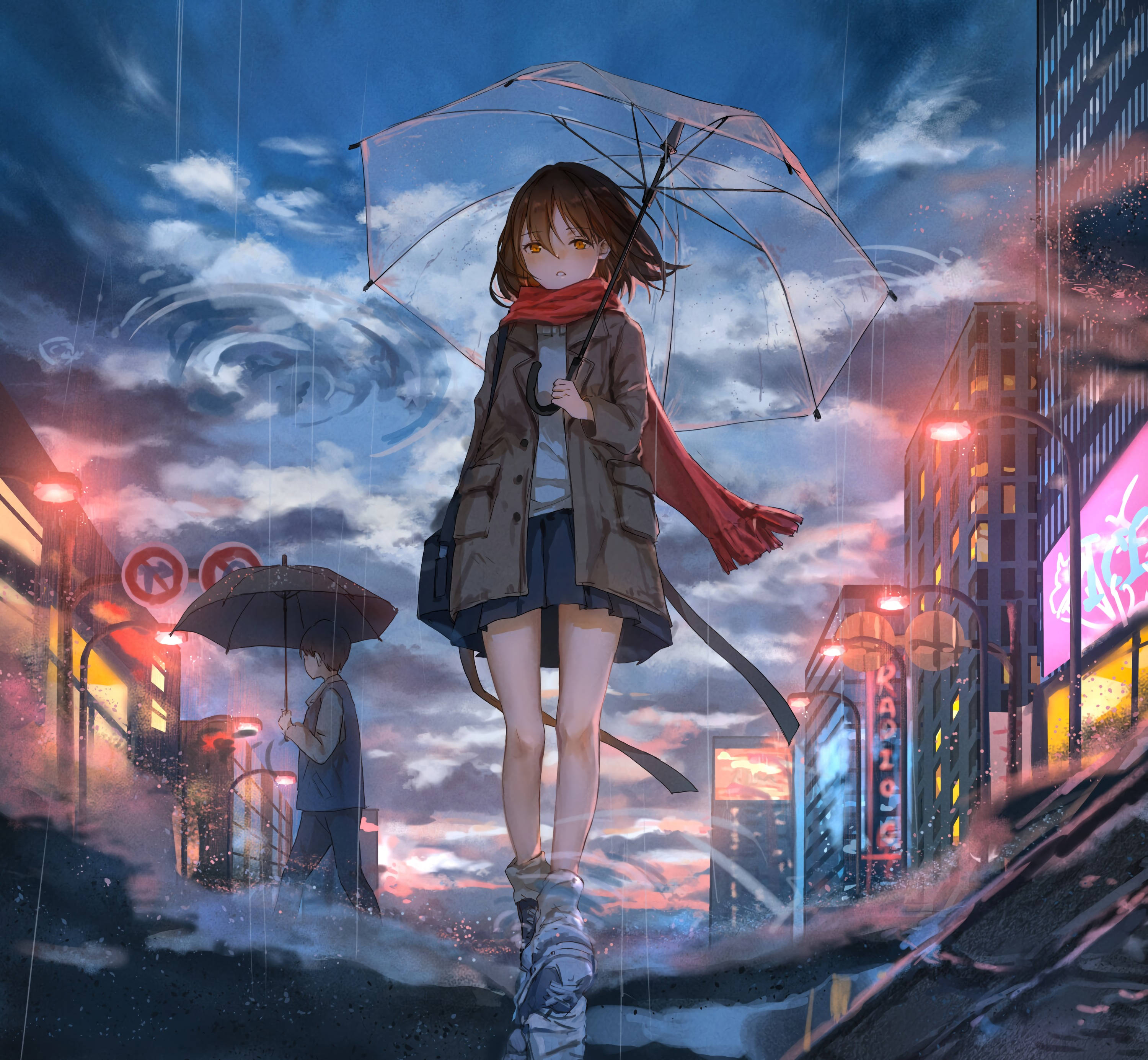 動漫 桌布 壁紙 — 一個孤獨的動漫女孩，琥珀色的眼睛，撐著透明雨傘，走在雨中的霓虹燈街道上。