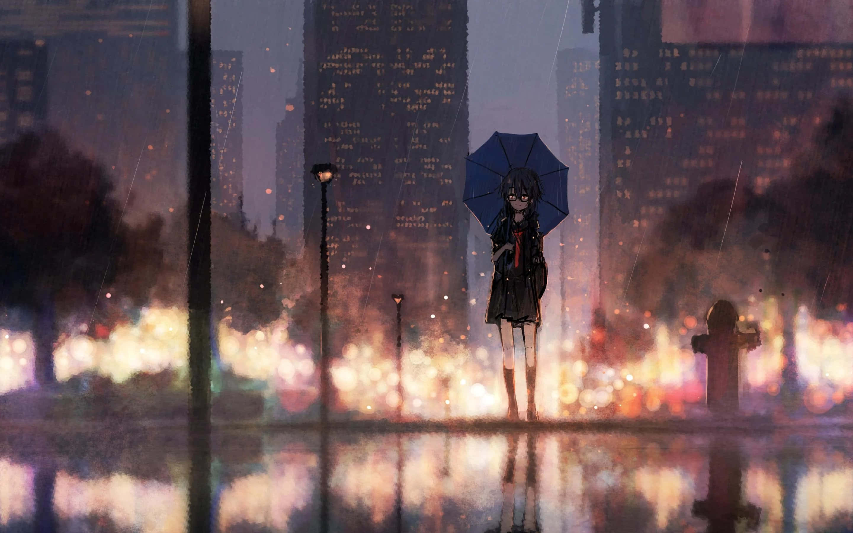 Raining 桌布 壁紙 — 一個孤獨的動漫女孩拿著藍色雨傘，站在被雨水浸濕的城市街道上，發光的散景燈光在暮色天空下的水坑中反射。