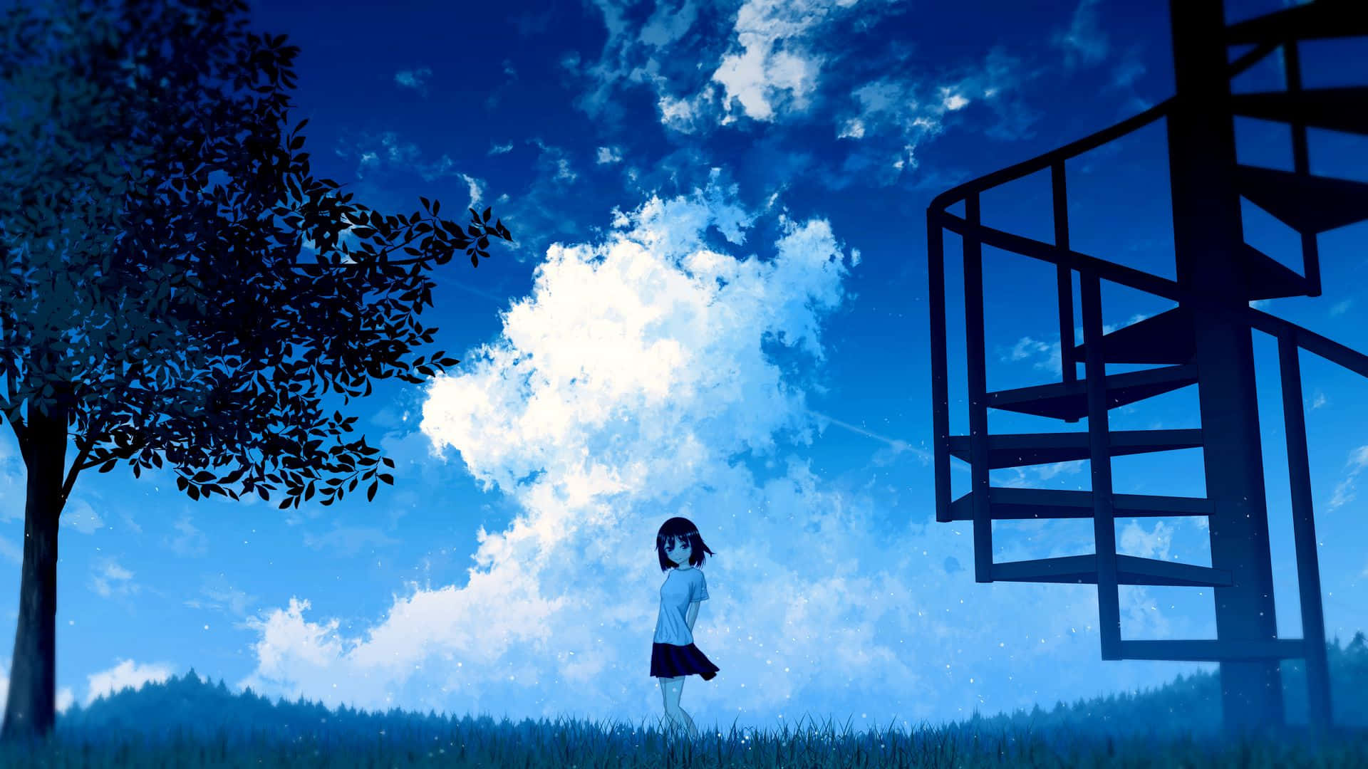 Anime Sky 桌布 壁紙 — 一個孤獨的動漫女孩站在草地上，廣闊的藍天上有蓬鬆的白雲，旁邊有一棵樹和一個螺旋樓梯結構。