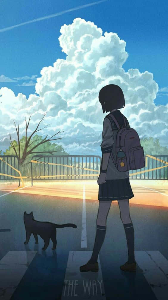 Anime Girl Aesthetic 桌布 壁紙 — 一個孤獨的動漫女孩背著背包站在行人穿越道上，一隻黑貓在她身邊走過，頭頂是廣闊的天空和蓬鬆的雲朵。