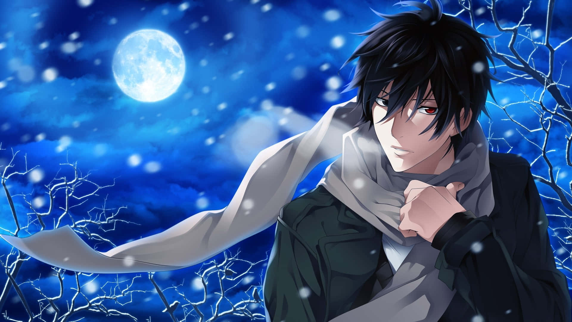 動漫男孩 桌布 壁紙 — 一個孤獨的動漫男孩，紅眼睛黑頭髮，站在雪夜中，滿月下，周圍是光禿禿的樹木。