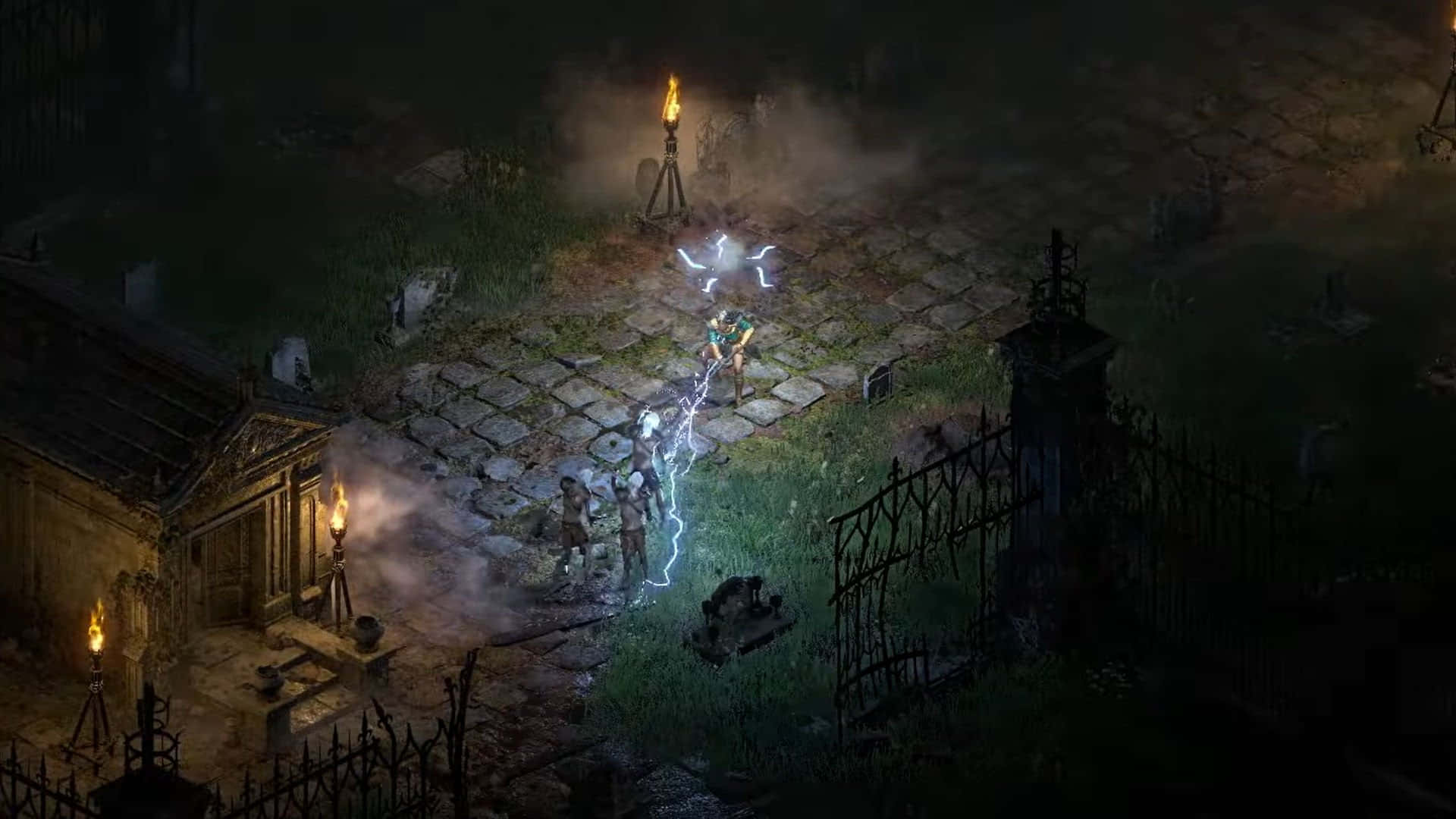 Diablo 2 Resurrected 桌布 壁紙 — 一個孤獨的戰士在霧氣瀰漫的墓地中引導閃電，火炬閃爍，墓碑聳立。