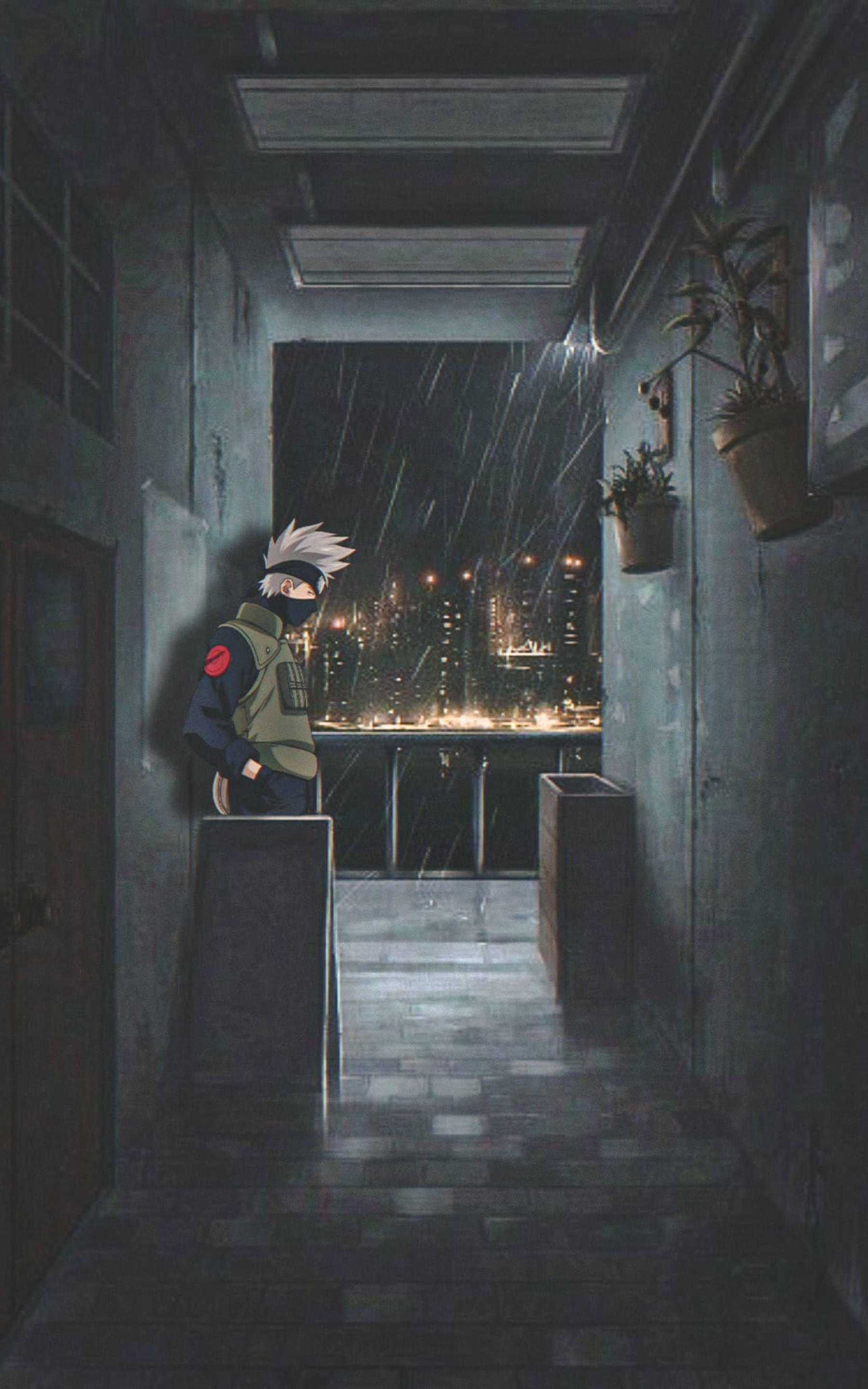 卡卡西 桌布 壁紙 — 一個孤獨的蒙面忍者站在被雨水打濕的城市陽台上，俯瞰夜晚閃爍的城市景觀。