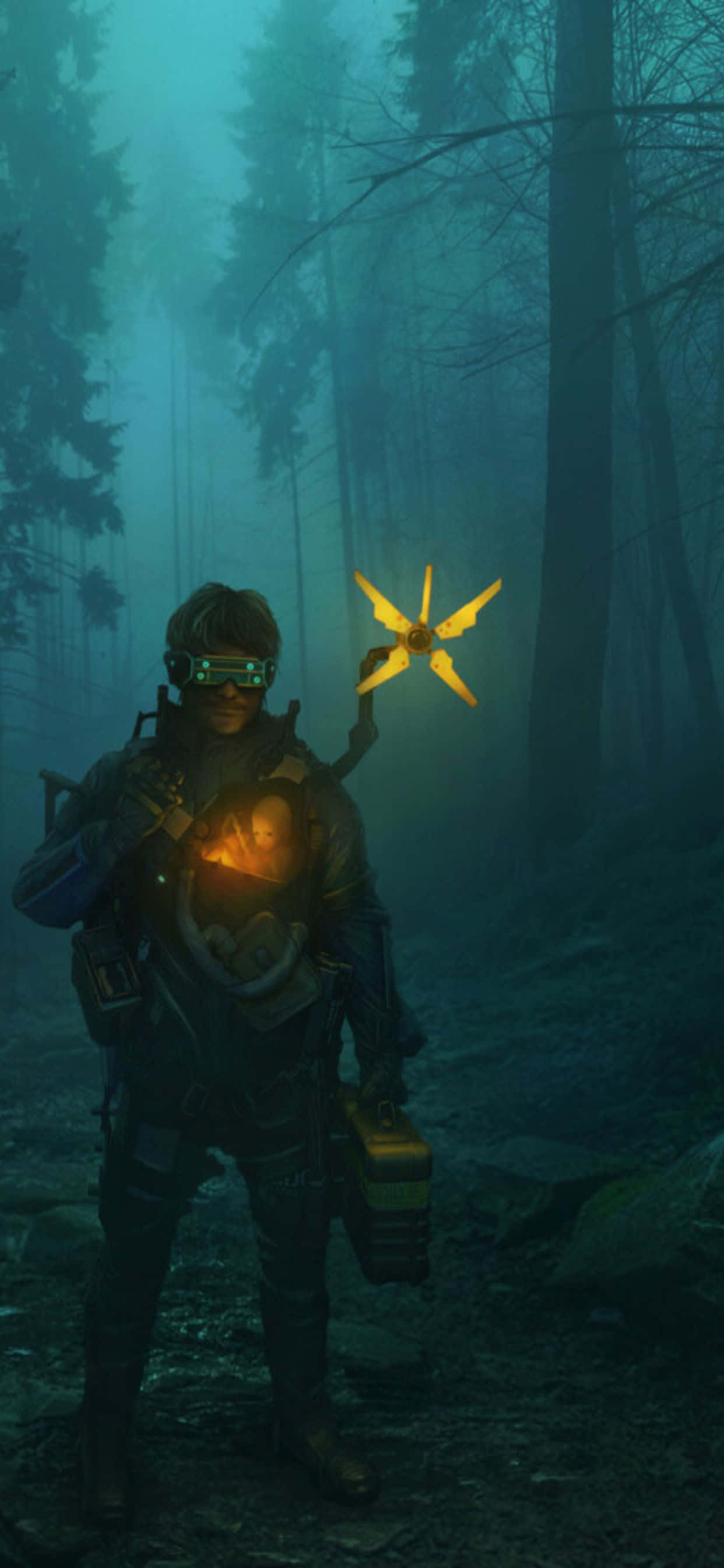 iPhone Xs Max Death Stranding 桌布 壁紙 — 一個孤獨的裝甲人物，戴著發光的護目鏡和一個明亮的黃色星形燈光，走過霧濛濛的黑暗森林。