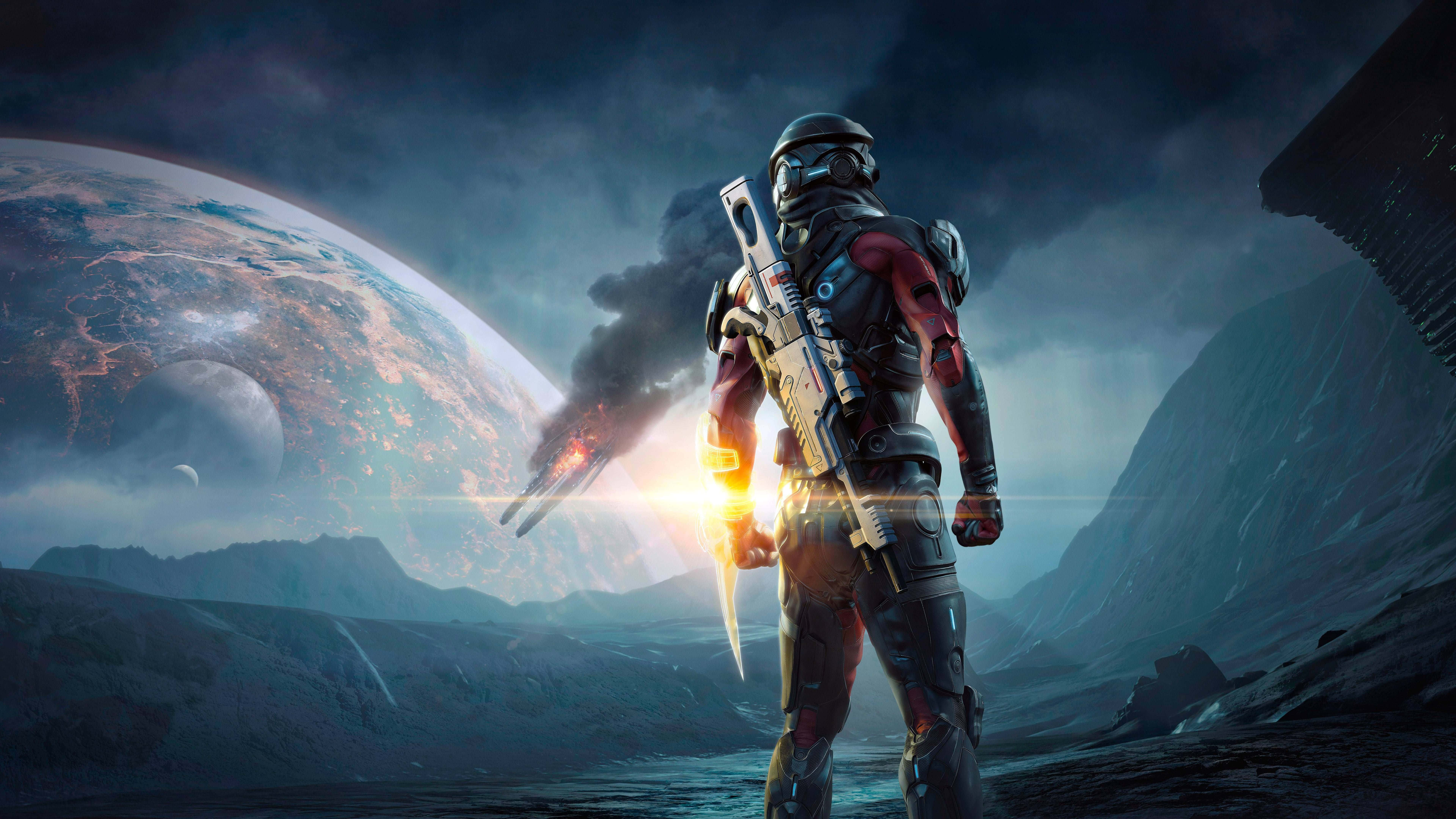 Action 桌布 壁紙 — 一個孤獨的裝甲士兵站在荒涼的外星行星上，一艘燃燒的太空船和一顆巨大的行星在暴風雨的天空中隱現。