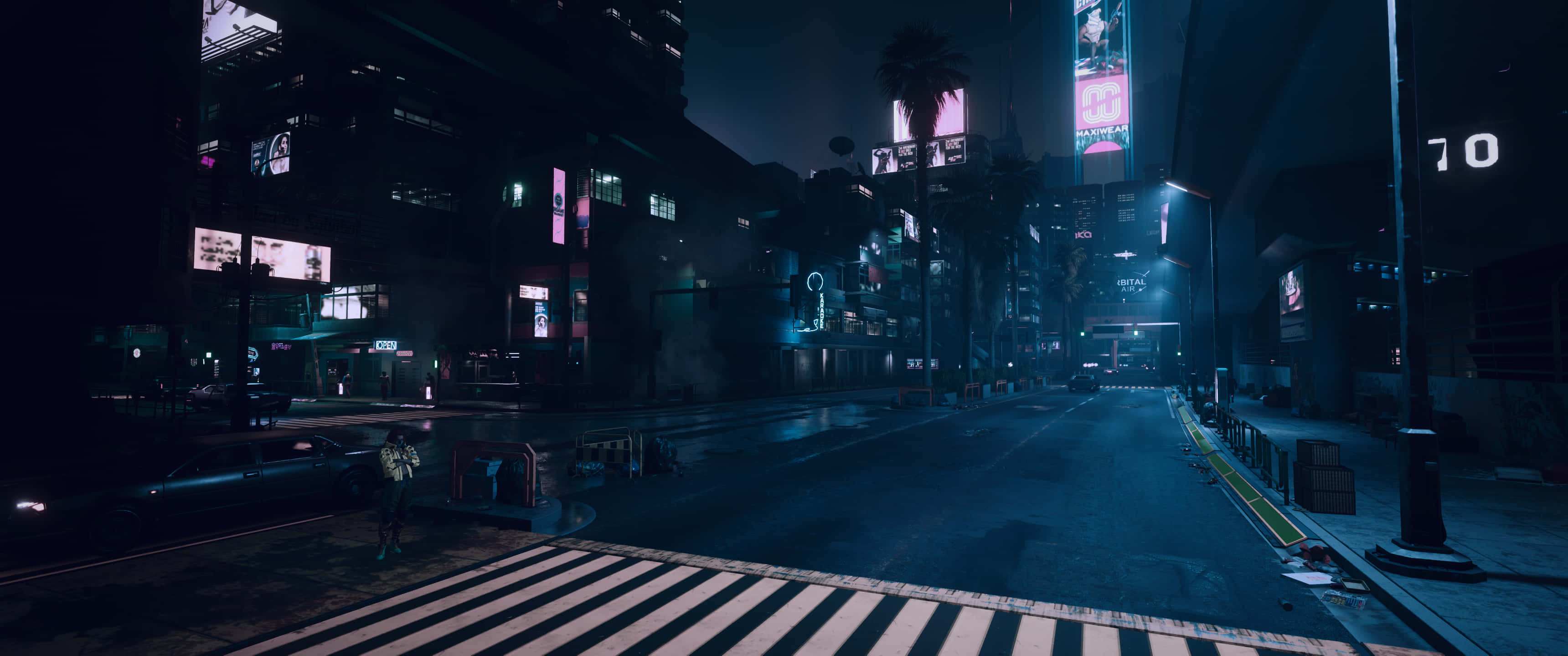 3440x1440 Neon 桌布 壁紙 — 一個孤獨的身影在夜晚走過霓虹燈照亮嘅城市街道，下方係發光嘅廣告牌同棕櫚樹。