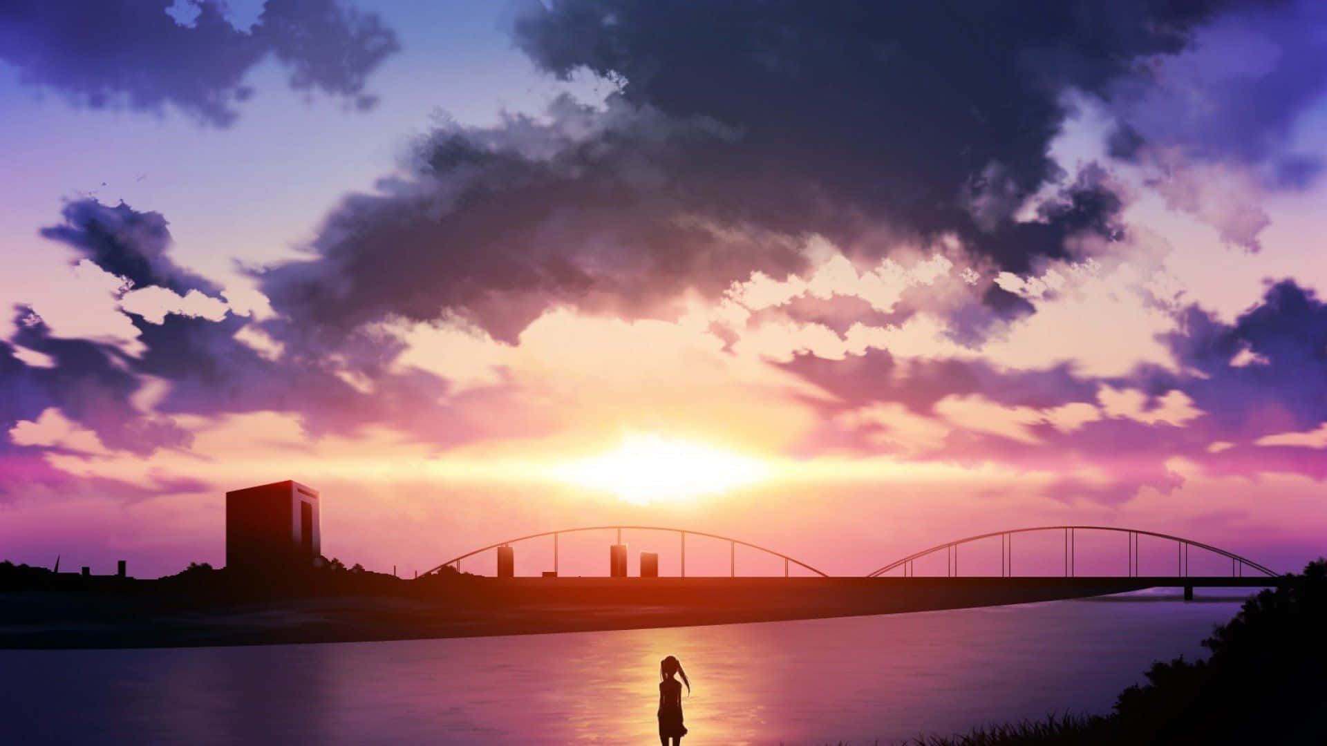 Anime Sunset 桌布 壁紙 — 一個孤獨的身影在日落時分站在水邊，以鮮豔的紫色和橙色天空、戲劇性的雲層和遠處的橋樑為背景形成剪影。