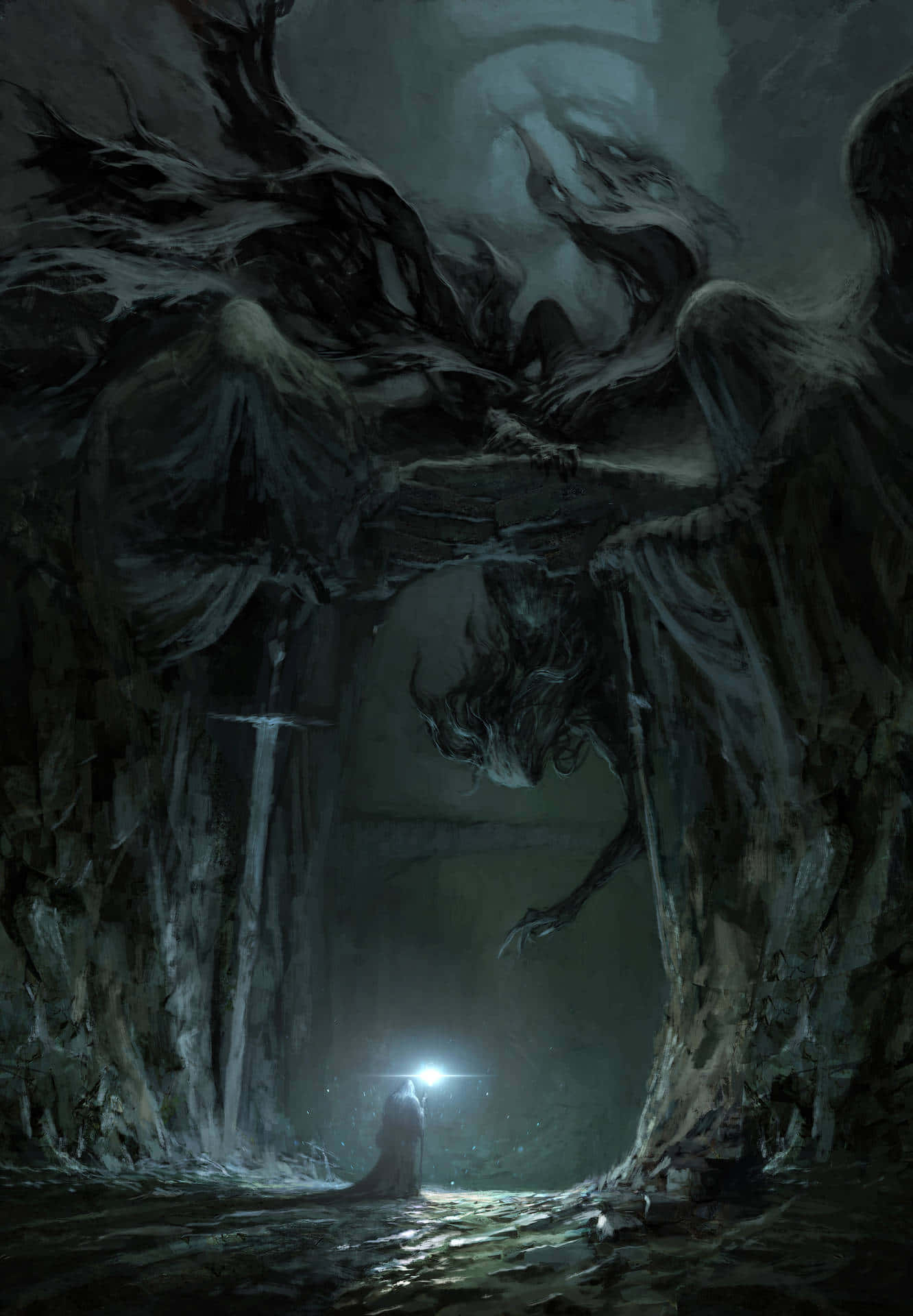Unsettling 桌布 壁紙 — 一個孤獨的身影手持發光劍，站在黑暗洞穴中，而怪異的陰影生物在頭頂若隱若現。