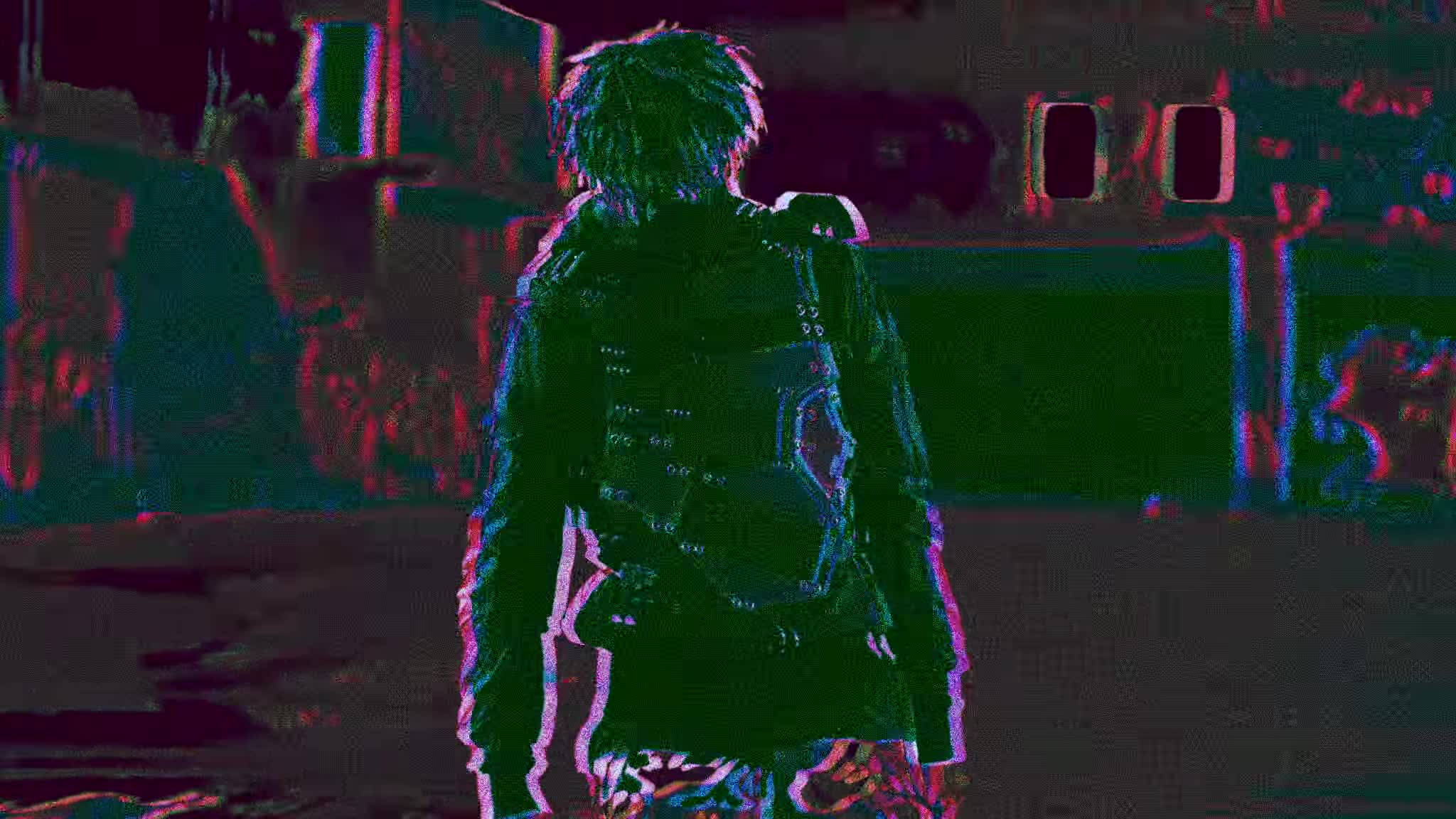Scarlxrd 桌布 壁紙 — 一個孤獨的身影穿著深色外套，背對著站在一個帶有故障效果、霓虹燈照亮的城市小巷中。
