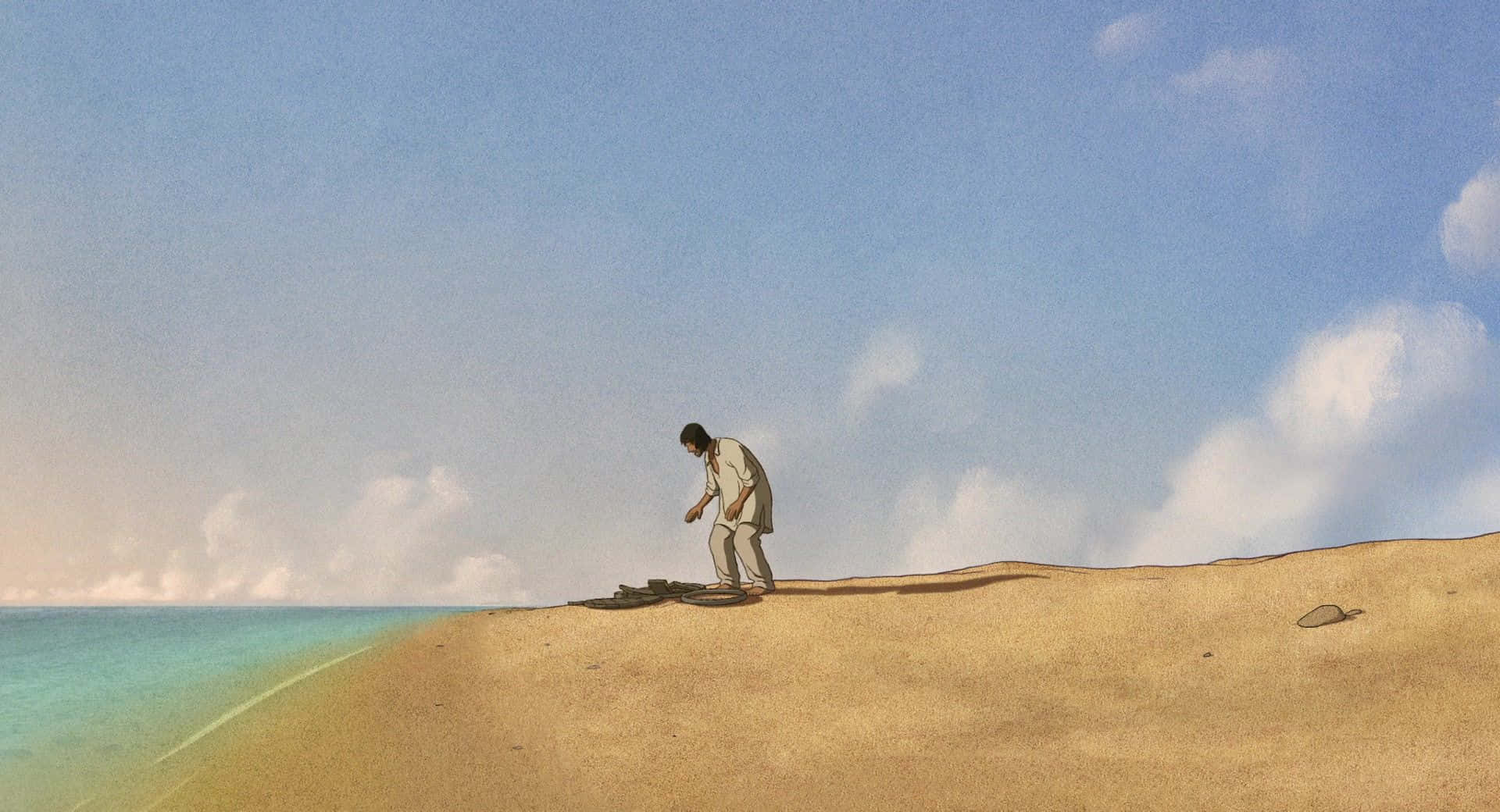 The Red Turtle 桌布 壁紙 — 一個孤獨的身影穿著輕便衣服，在陽光照耀的沙丘上彎腰看著一個小物件，旁邊是碧綠色的海水，頭頂是廣闊的藍天和柔軟的白雲。