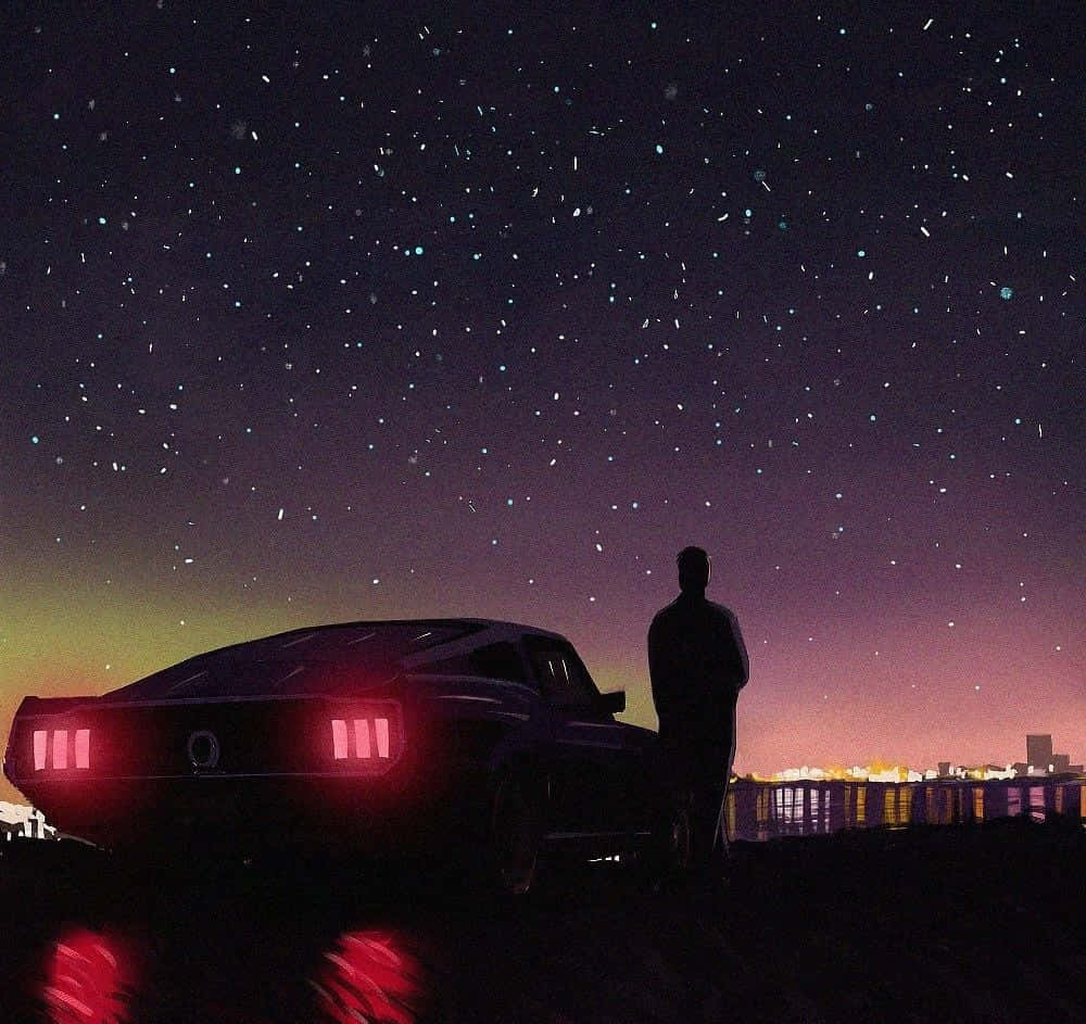 Edgy Aesthetic 桌布 壁紙 — 一個孤獨的身影站在一輛發光的紅色跑車旁，在繁星點點的暮色天空下，俯瞰遠處的城市景觀。