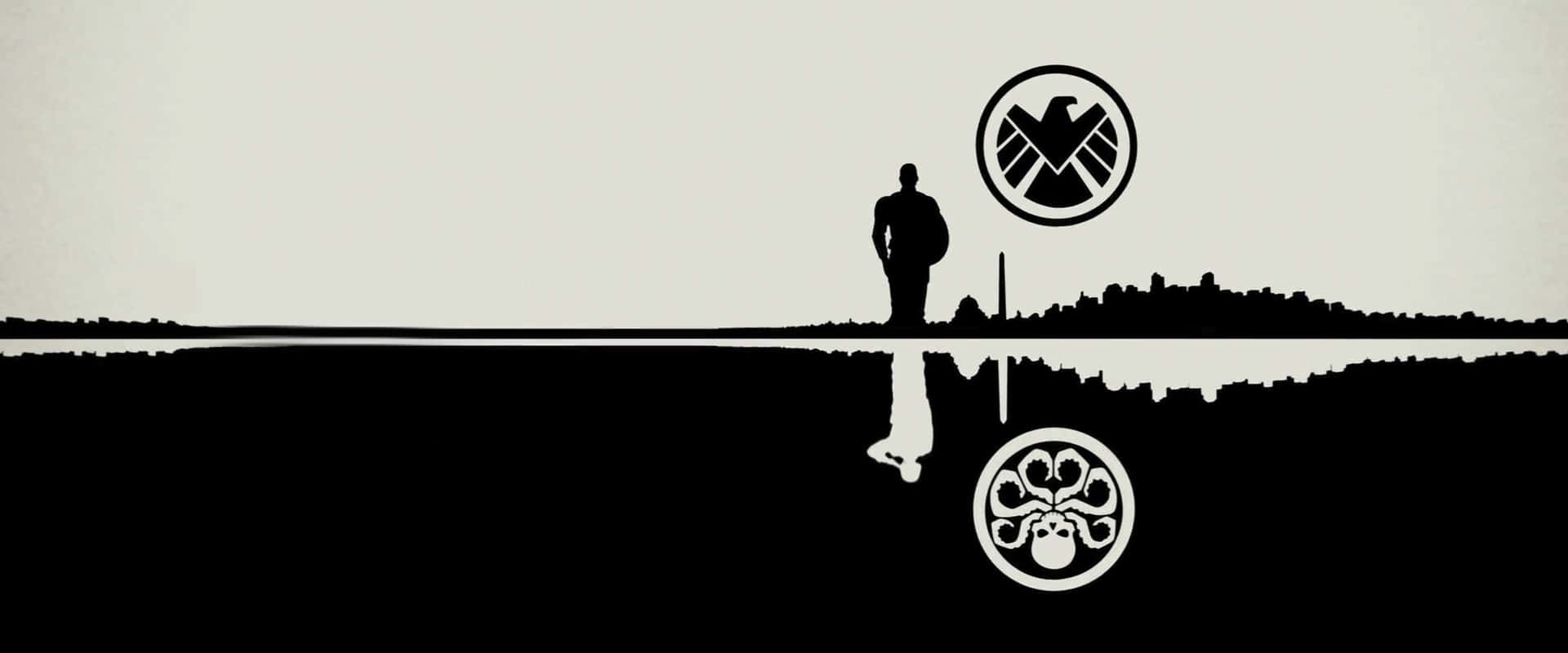 shield 桌布 壁紙 — 一個孤獨的身影站在城市天際線前，S.H.I.E.L.D. 和九頭蛇的標誌倒映在下面的水中。