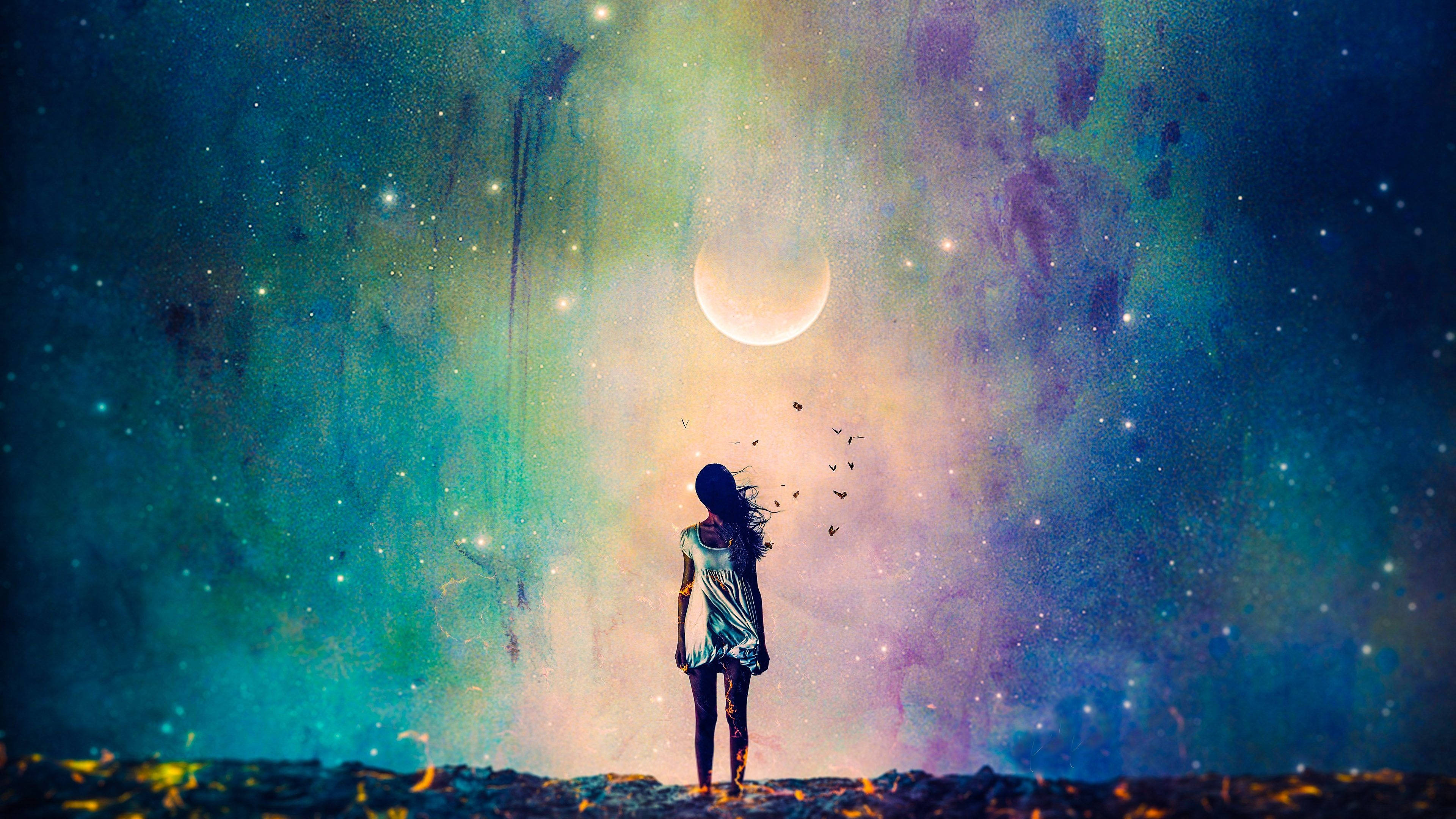 aesthetic sad anime girl 桌布 壁紙 — 一個孤獨的身影站在岩石海岸上，凝視著充滿星星和旋轉星雲的 vibrant 宇宙天空中的新月。