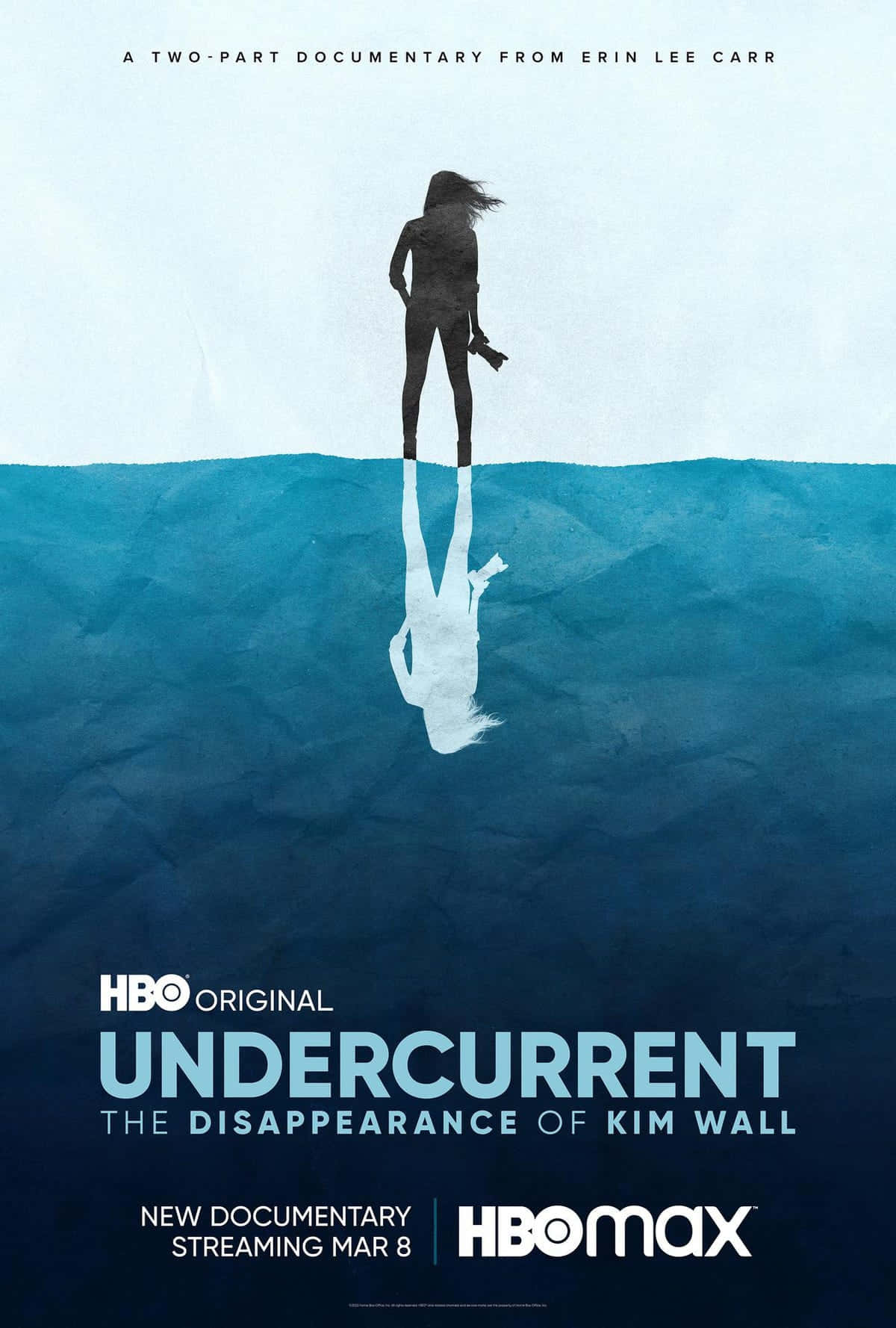 HBO 桌布 壁紙 — 一個孤獨的身影站在水邊，下方有扭曲的倒影，喚起神秘與孤立感。