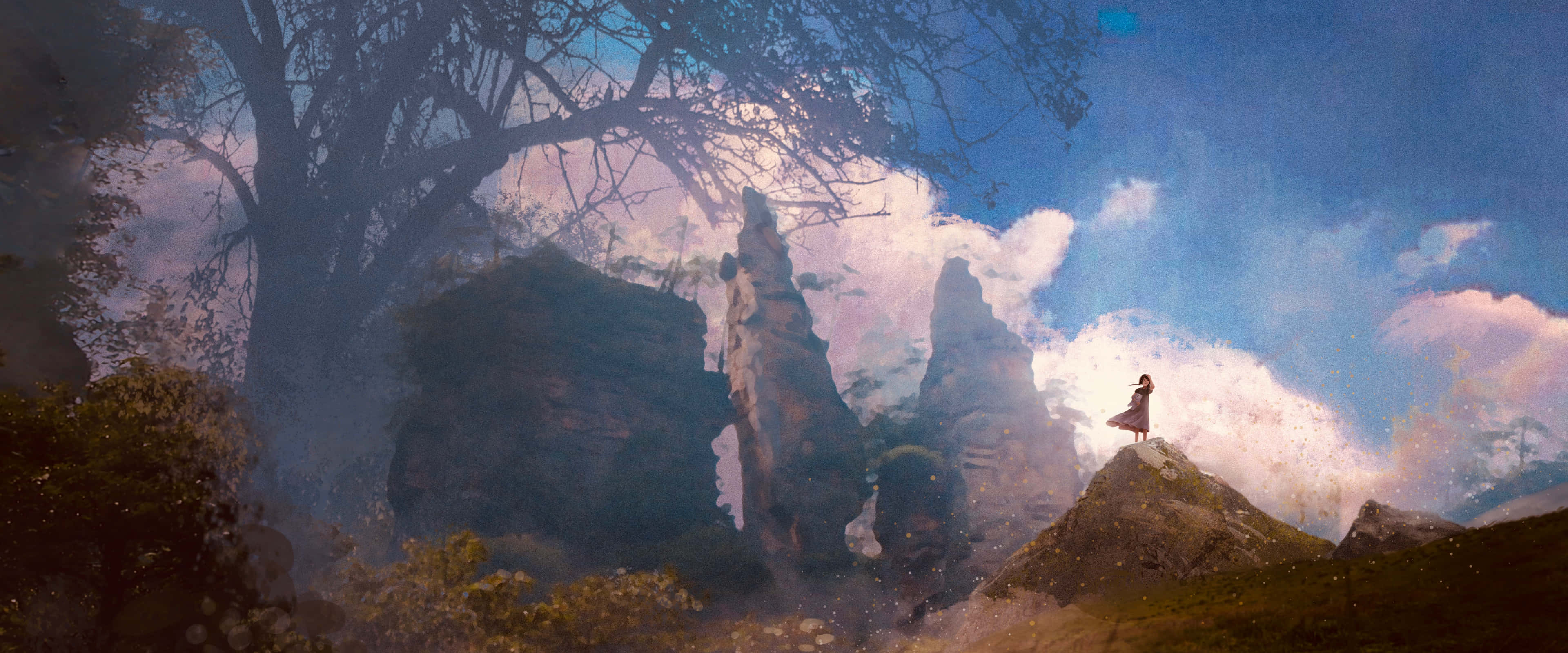 Apple 3840x1600 桌布 壁紙 — 一個孤獨的身影站在長滿青苔的山頂上，天空廣闊，周圍是古老的石柱和一棵光禿禿的大樹。