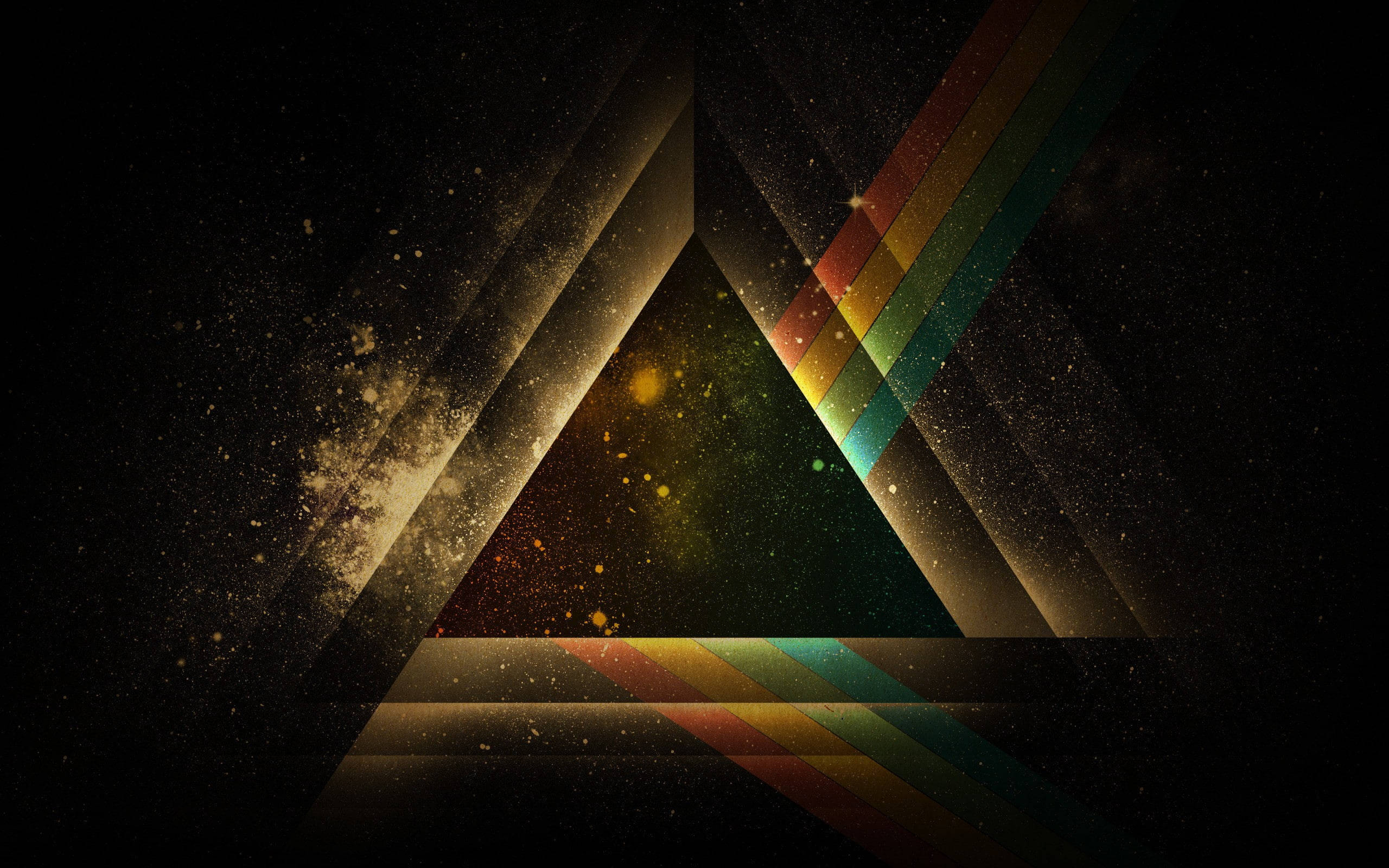 Prism 桌布 壁紙 — 一個宇宙三角形稜鏡在繁星點點的黑色虛空中折射出彩虹光，周圍有金色宇宙塵埃旋轉。