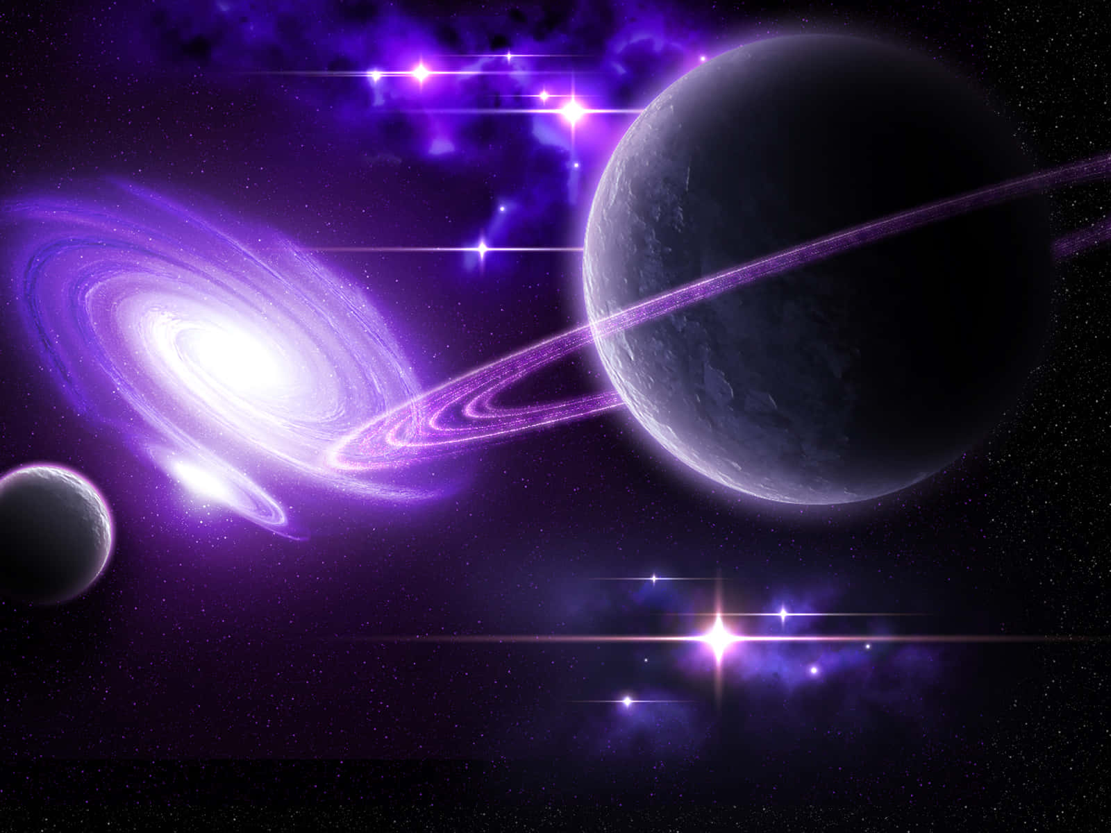 土星 桌布 壁紙 — 一個宇宙場景，包含發光的紫色星系、帶有光環的大型行星，以及在黑暗太空背景下閃爍的星星。