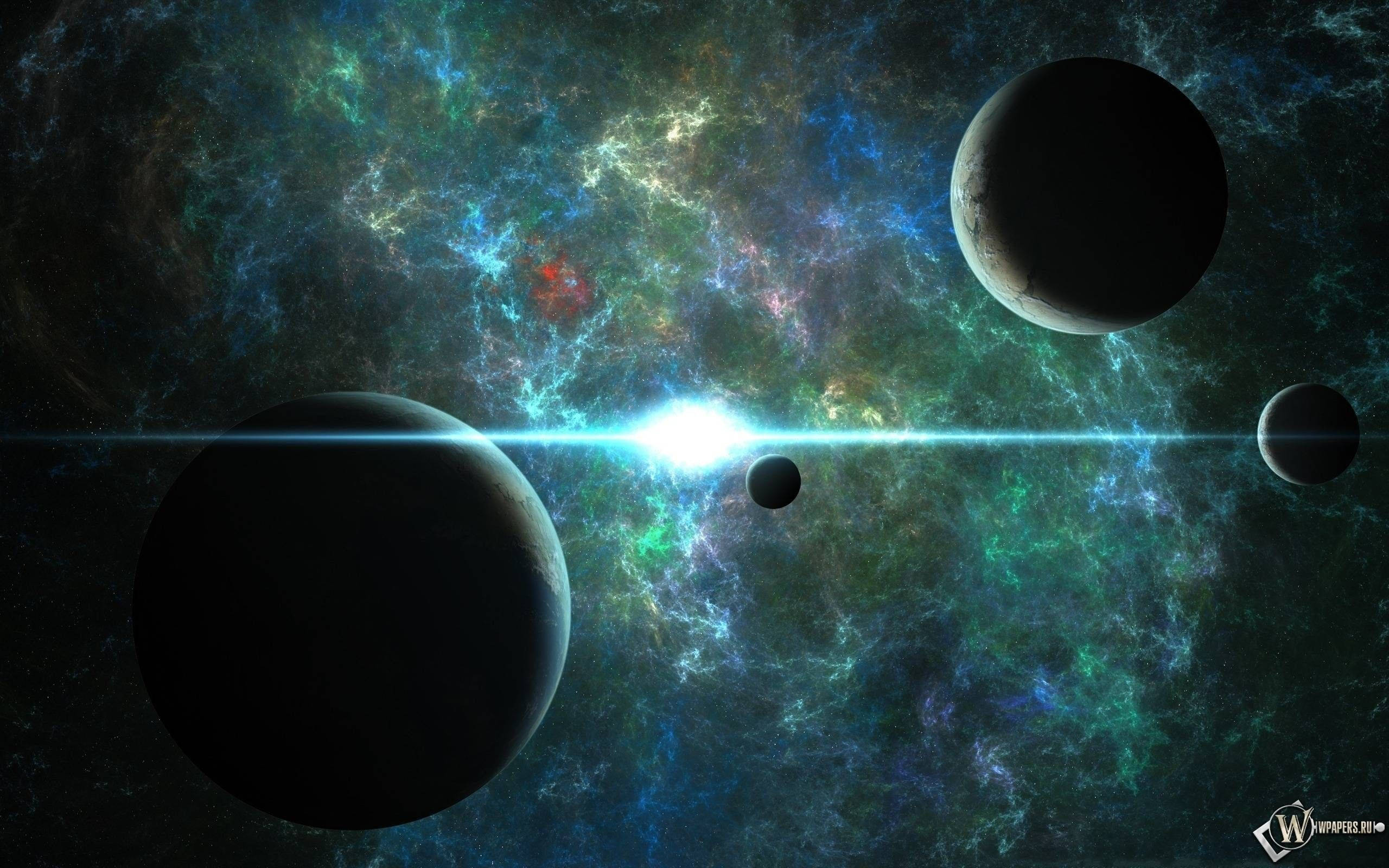 科學 桌布 壁紙 — 一個宇宙場景，有發光的星雲和行星圍繞一顆明亮的恆星運行，背景是黑暗的太空。