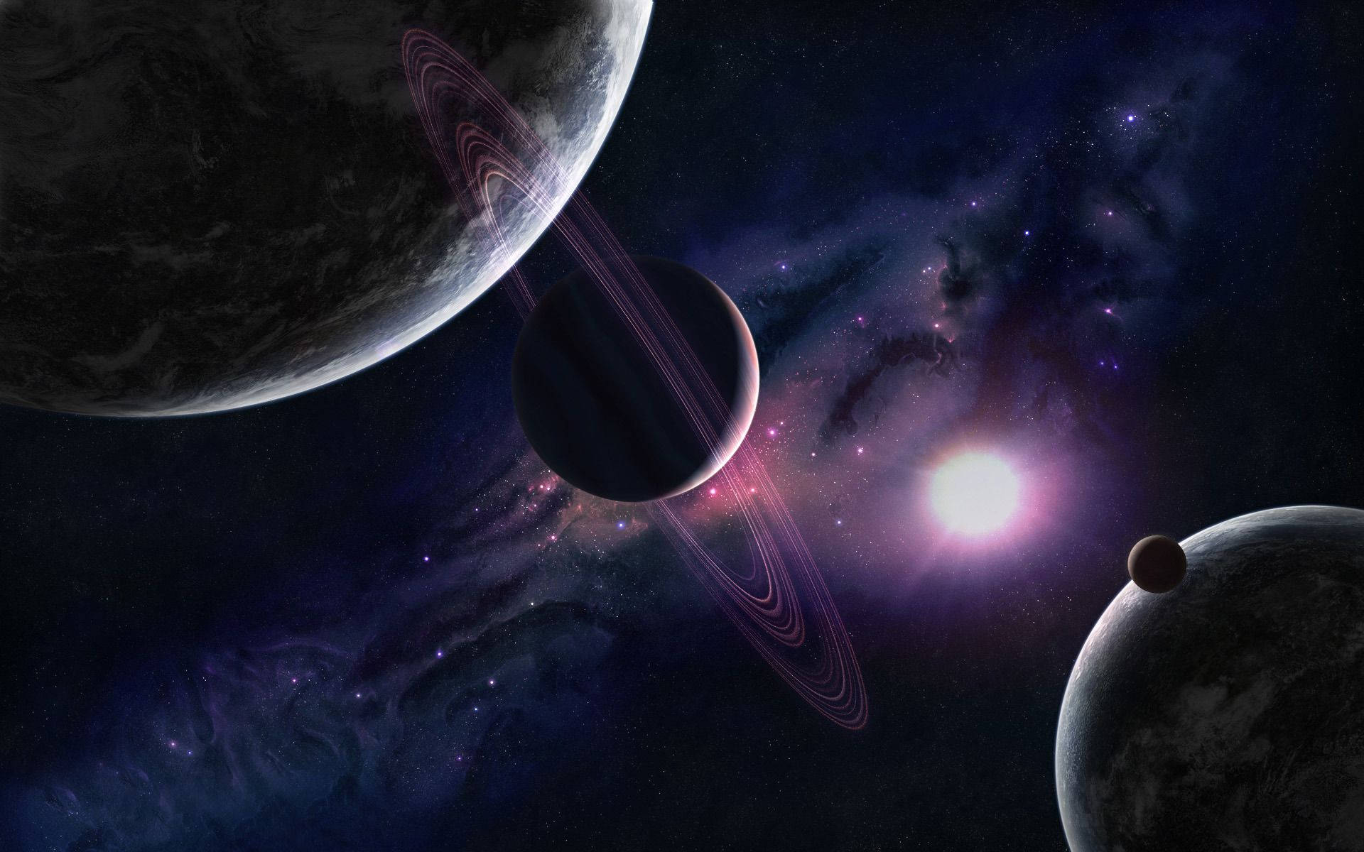 太陽系 桌布 壁紙 — 一個宇宙景觀，三顆帶環行星圍繞一顆明亮恆星運行，背景是充滿星雲的夜空。