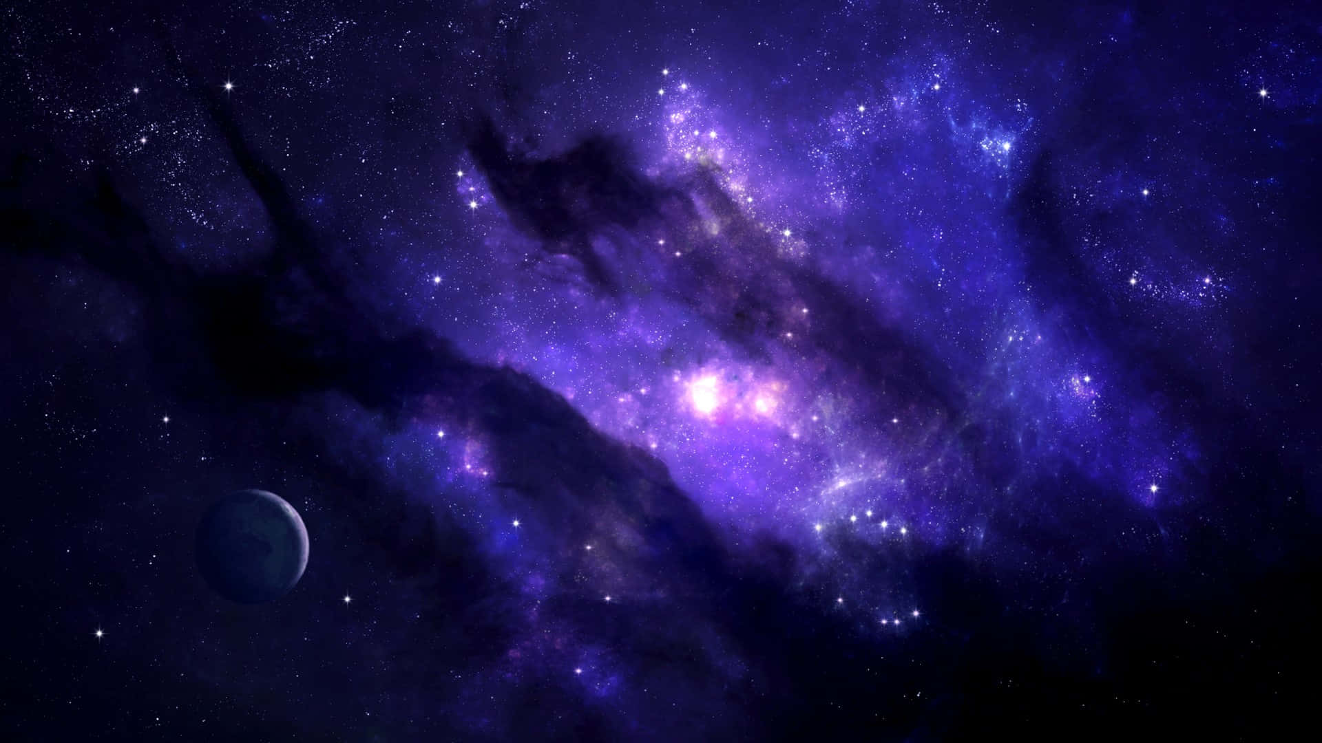 Galaxy Artwork 桌布 壁紙 — 一個宇宙景觀，呈現出充滿活力的紫色星雲，閃爍著星星和一顆遙遠的行星在深空中漂流。