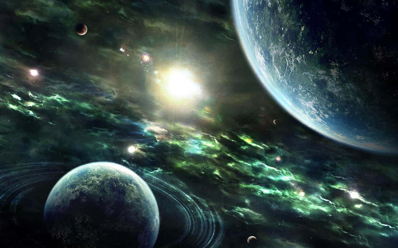 Beautiful Galaxy 桌布 壁紙 — 一個宇宙景觀，發光的太陽照亮了旋轉的綠色星雲和兩顆行星，一顆帶有光環，另一顆有藍色海洋。