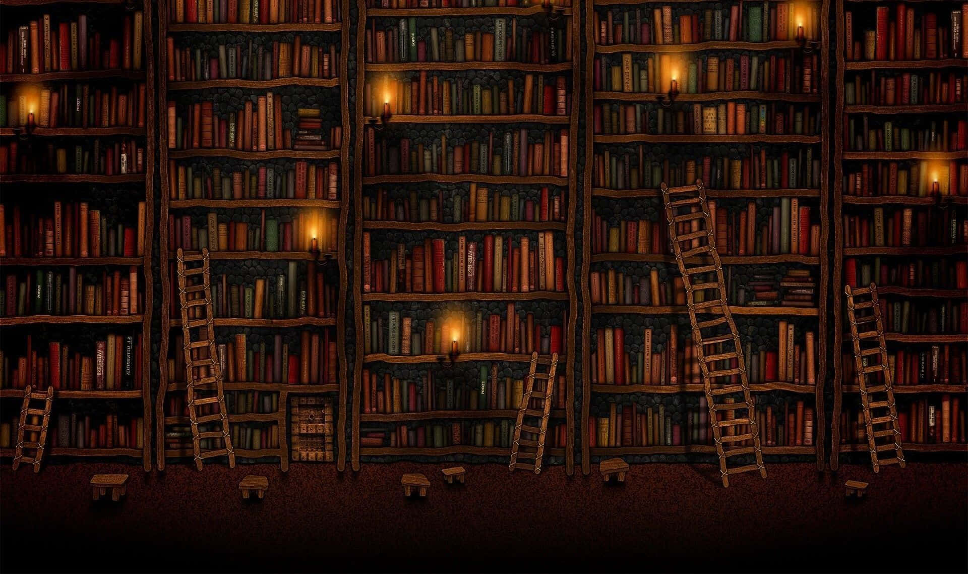 The Hogwarts Library 桌布 壁紙 — 一個寬敞昏暗的圖書館，有高聳的木製書架，裝滿了書籍，還有燭光照亮的梯子向上延伸。