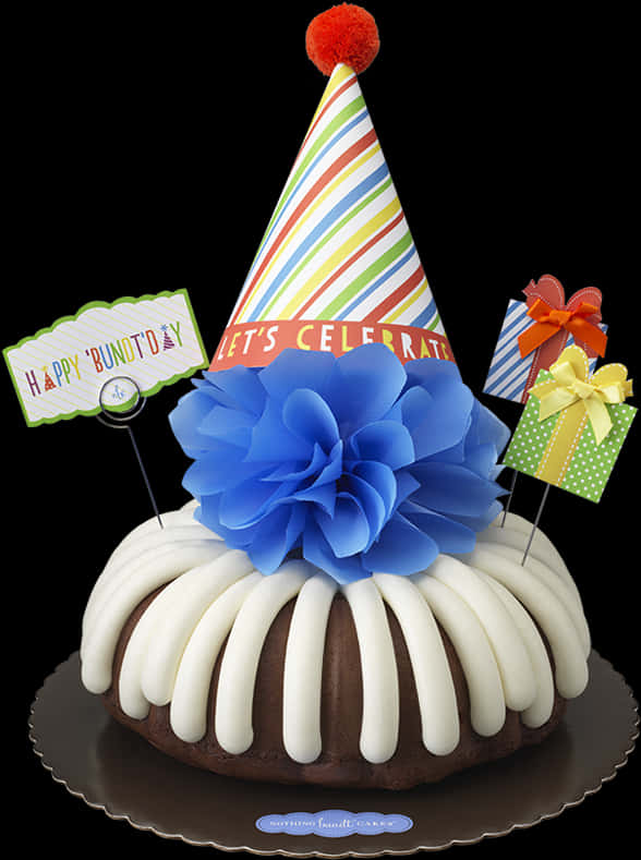 Party Hat 桌布 壁紙 — 一個巧克力環形蛋糕，淋上白色糖霜，上面放著色彩繽紛的派對帽、藍色紙花和禮物裝飾，背景為黑色。