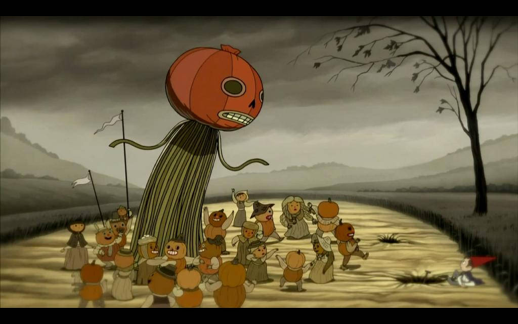 over the garden wall 桌布 壁紙 — 一個巨型南瓜頭生物，臉上掛著咧嘴笑的表情，在陰沉天空下的一片荒涼田野中，俯視著一群小型南瓜頭人物。