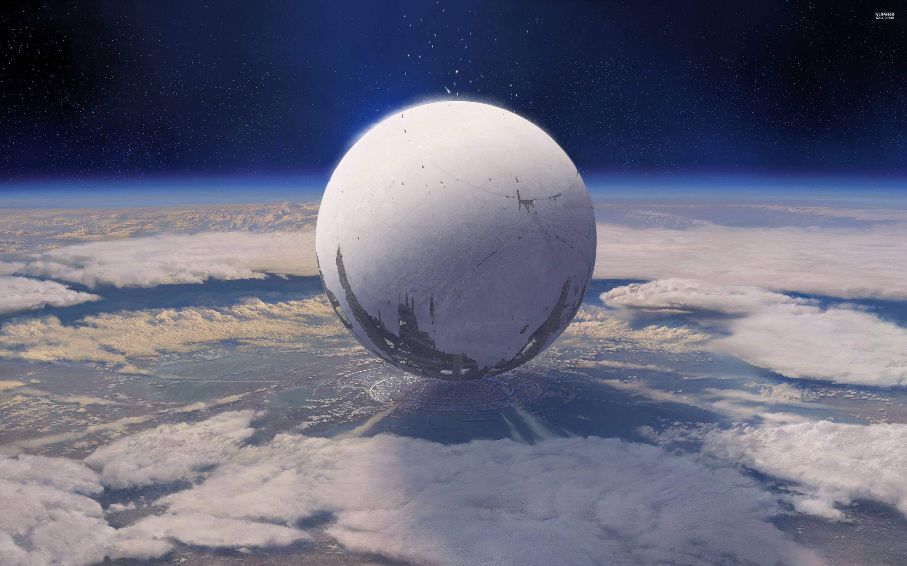 destiny 4K 桌布 壁紙 — 一個巨大的反射球體懸浮在地球的雲層之上，背景是繁星點點的夜空。