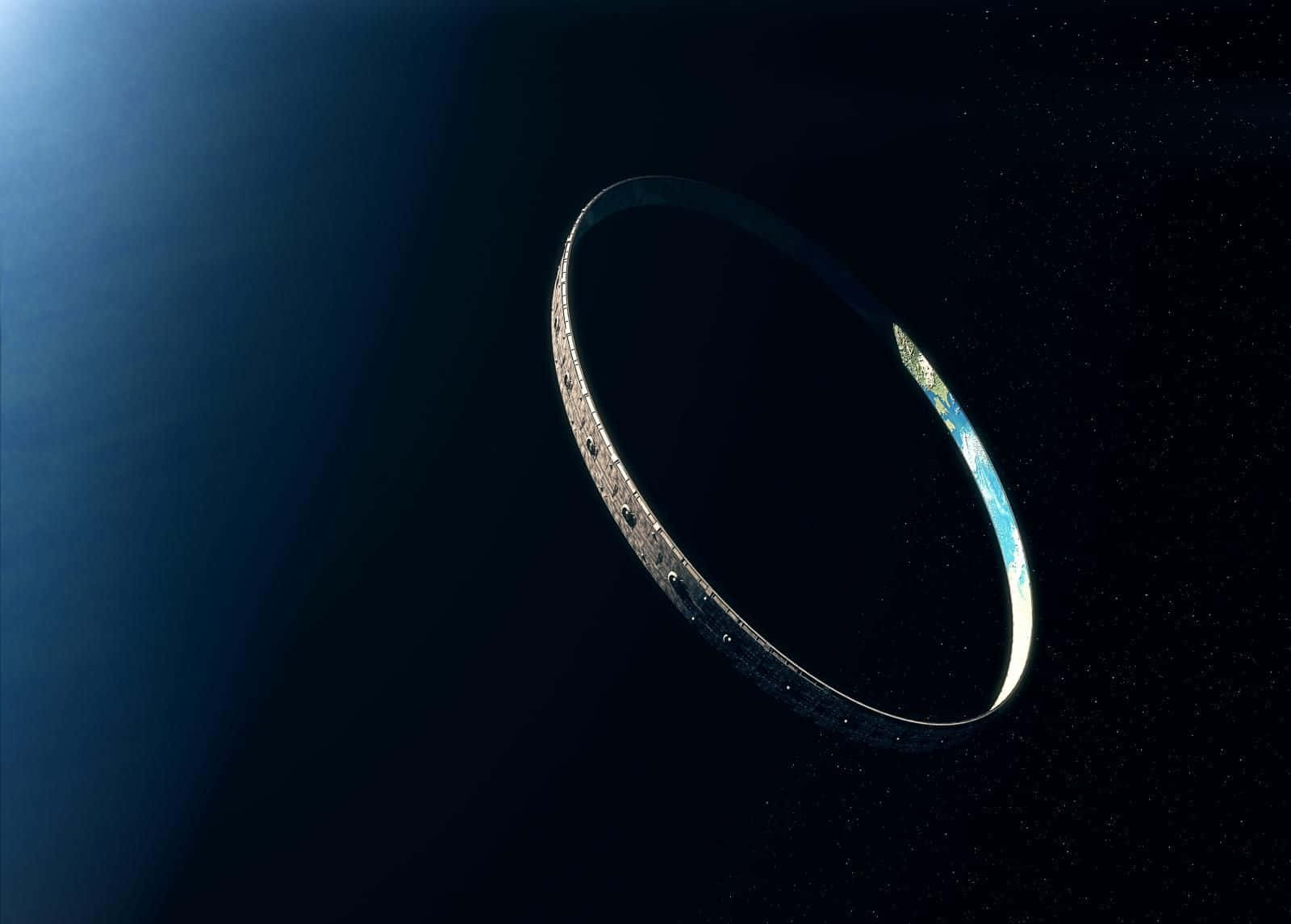 Halo Ring 桌布 壁紙 — 一個巨大的環形太空站，在繁星點點的虛空中發光，地球在其弧線中可見。