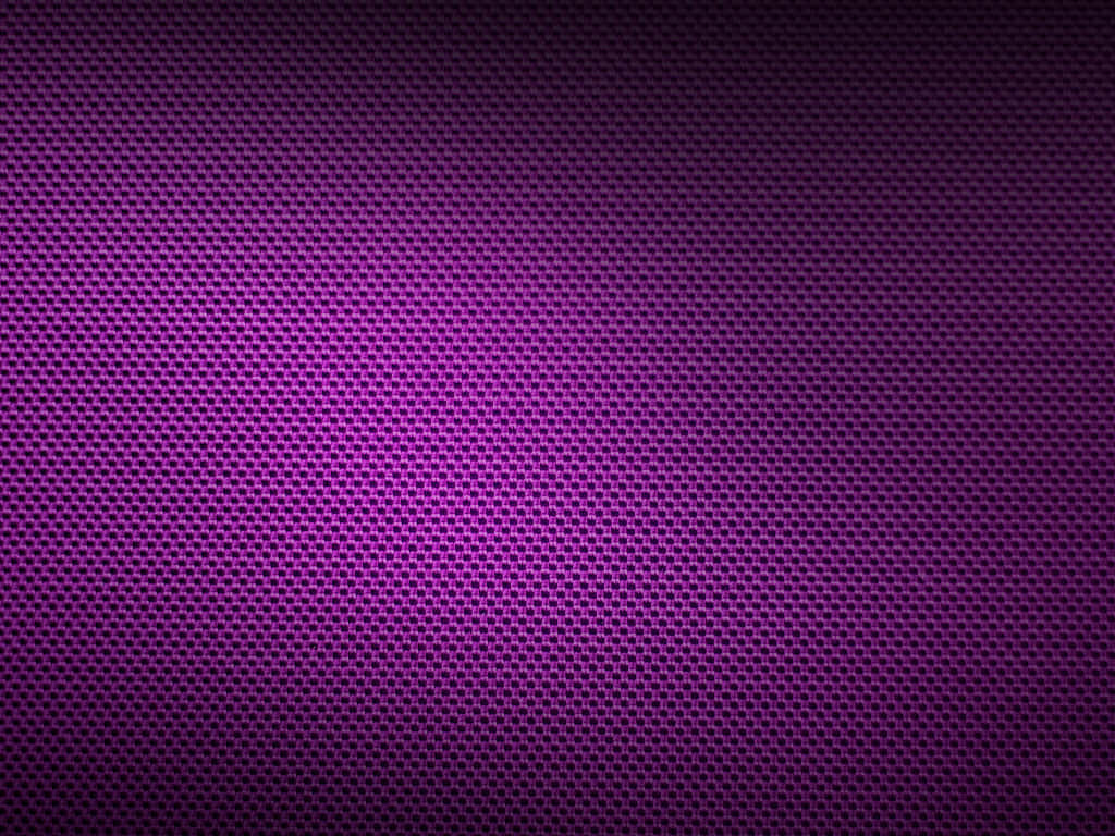 Purple Texture 桌布 壁紙 — 一個帶有六邊形圖案的漸變紫色紋理背景，從深紫色漸變到亮紫色。