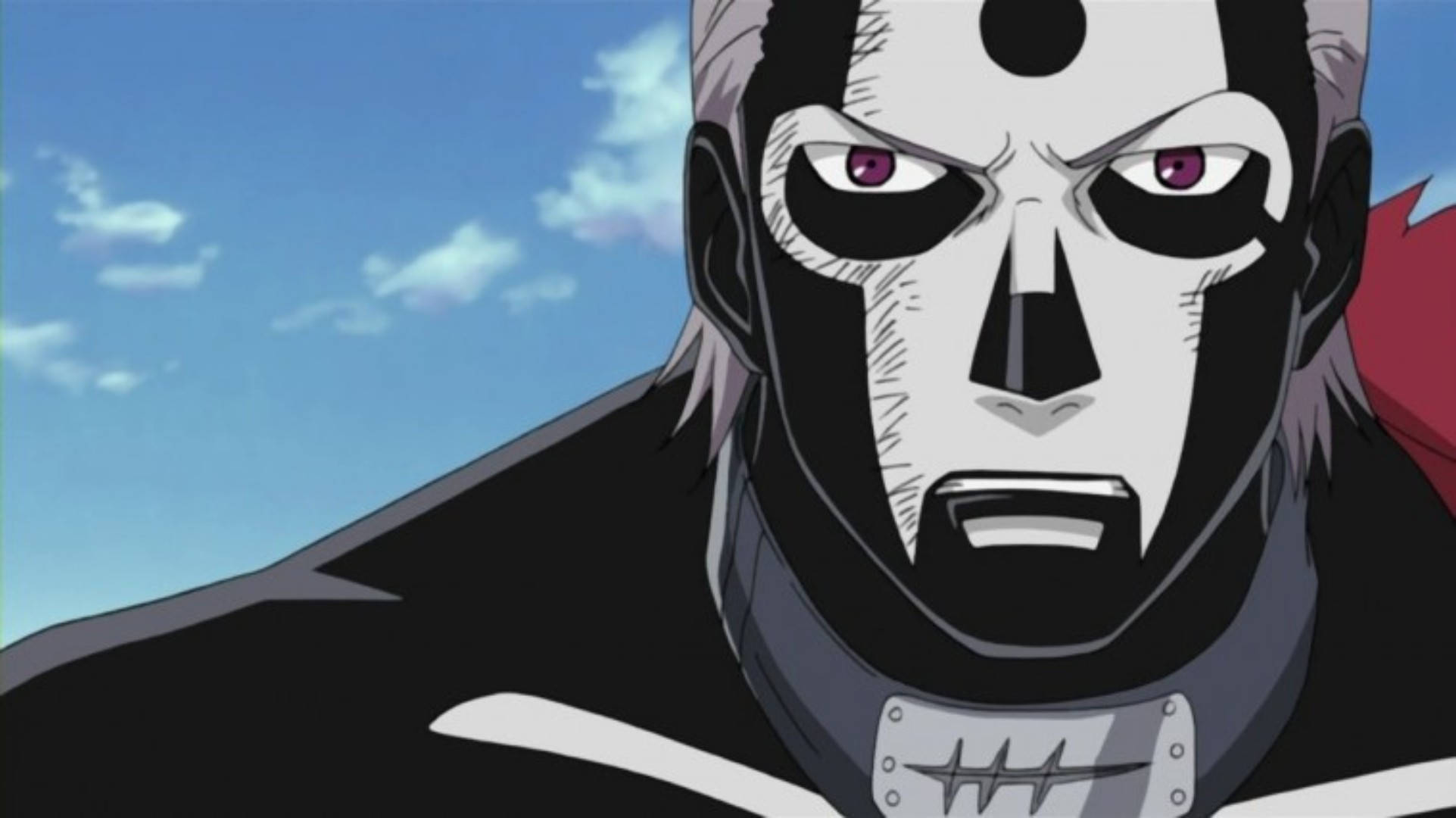 hidan akatsuki 桌布 壁紙 — 一個帶有威脅性的動漫角色，臉部塗成白色和黑色，紫色眼睛，在藍天下強烈凝視。