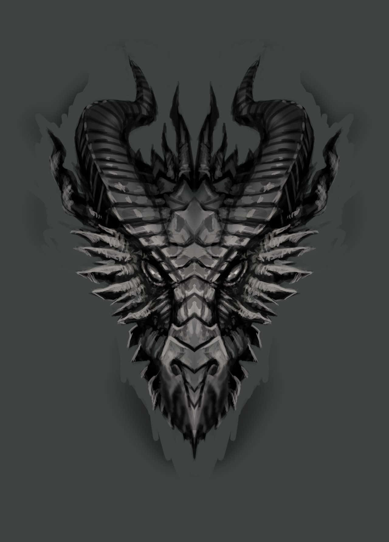 Dragon Profile 桌布 壁紙 — 一個帶有尖刺角和紋理鱗片的威嚇龍頭骨，以單色數位藝術呈現在深灰色背景上。